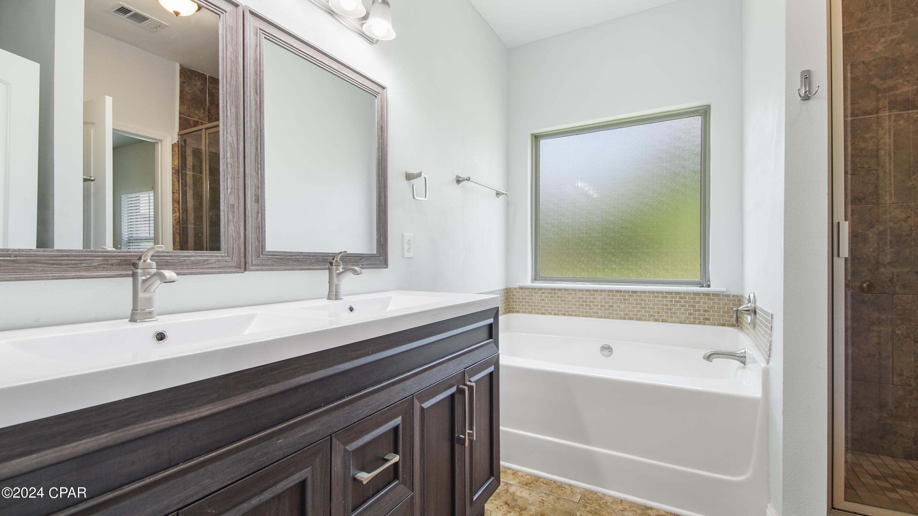 Rqfp3tzb855dlsrp2o4wxs9lsatbqmlovkaghx_ekly