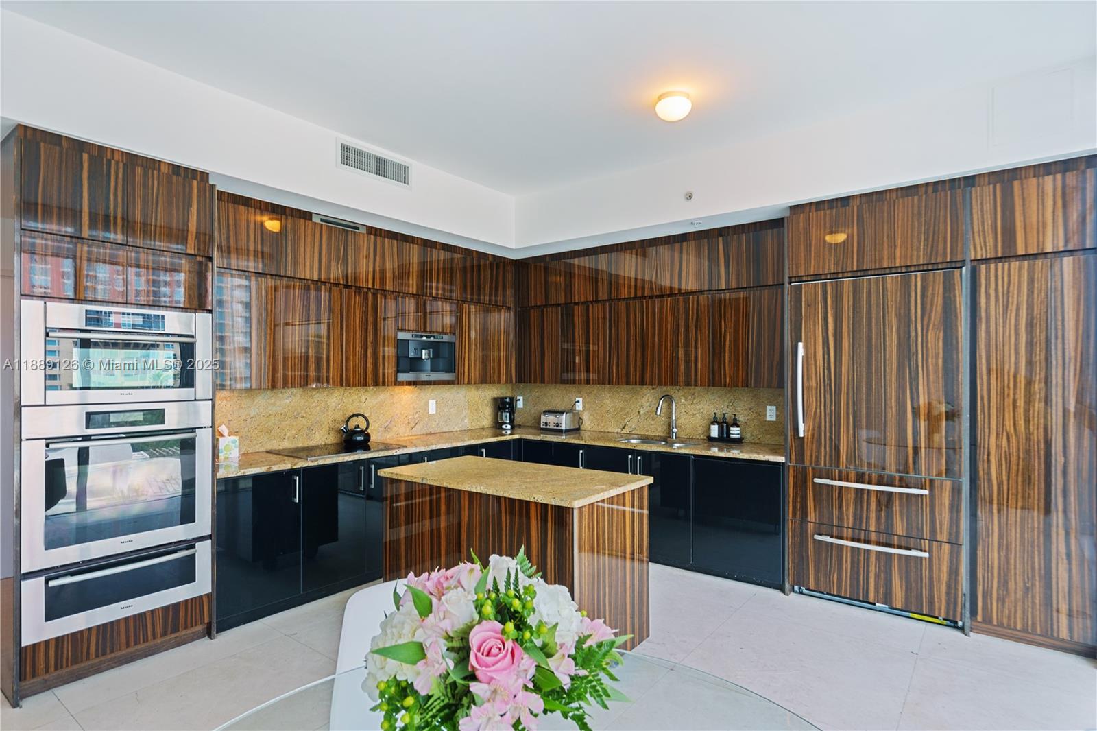 Property photo # 2