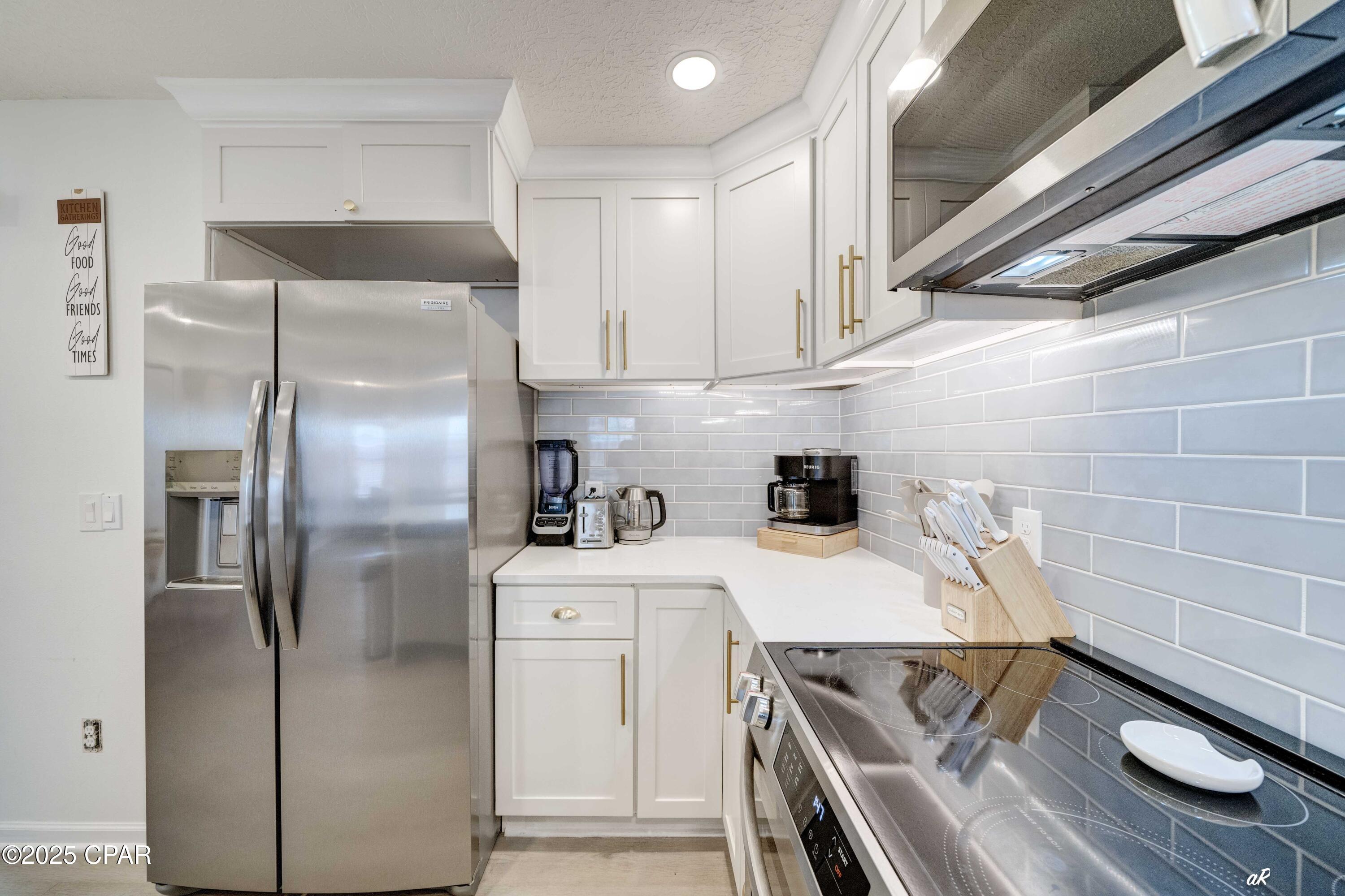 Avsbemrvk5d3xmzeq4yxz9lym8q_adfecqj_jkseyvc