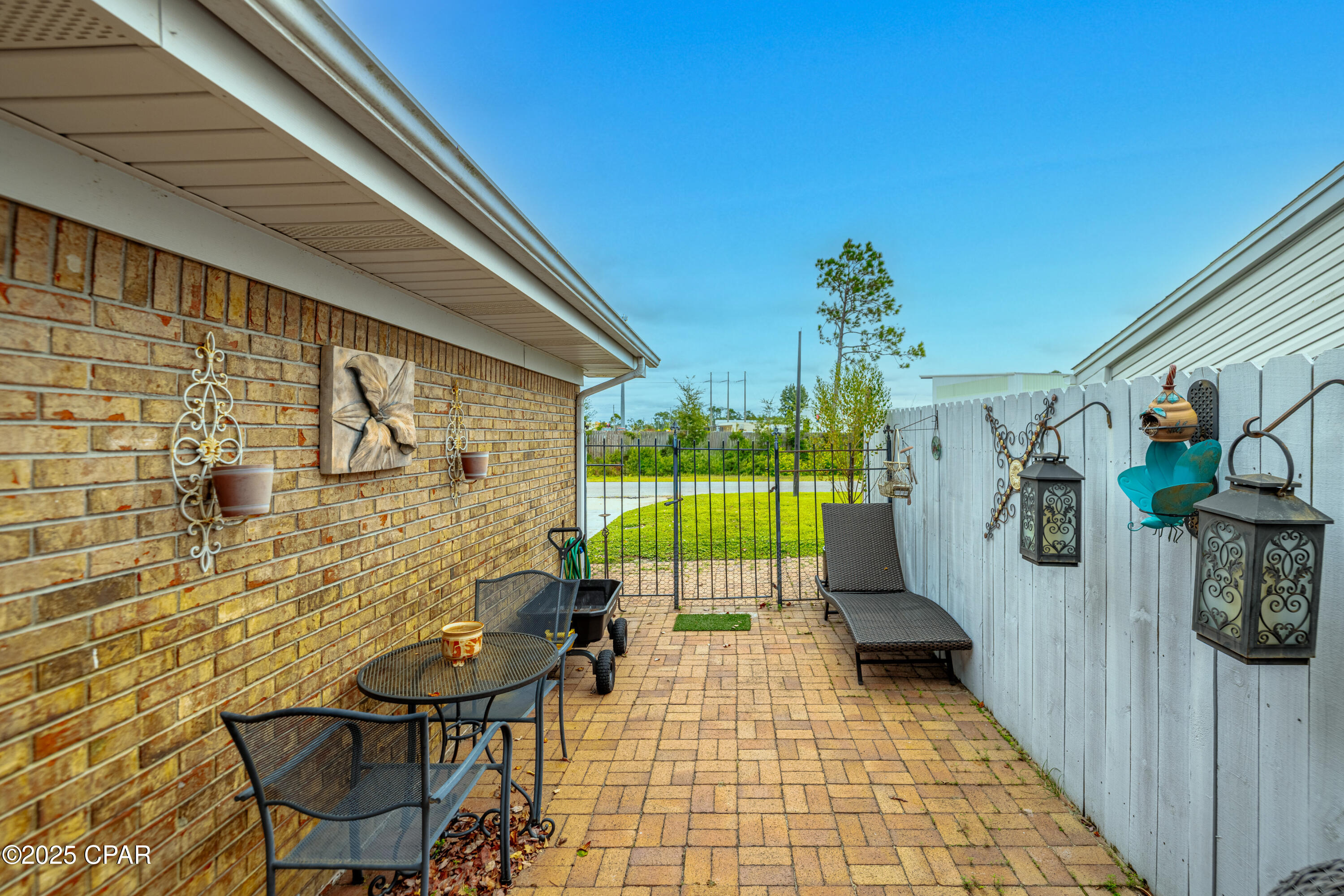 Svusr4hahocwbusjz_bti Vv Prircakf8fbyqzbdg8