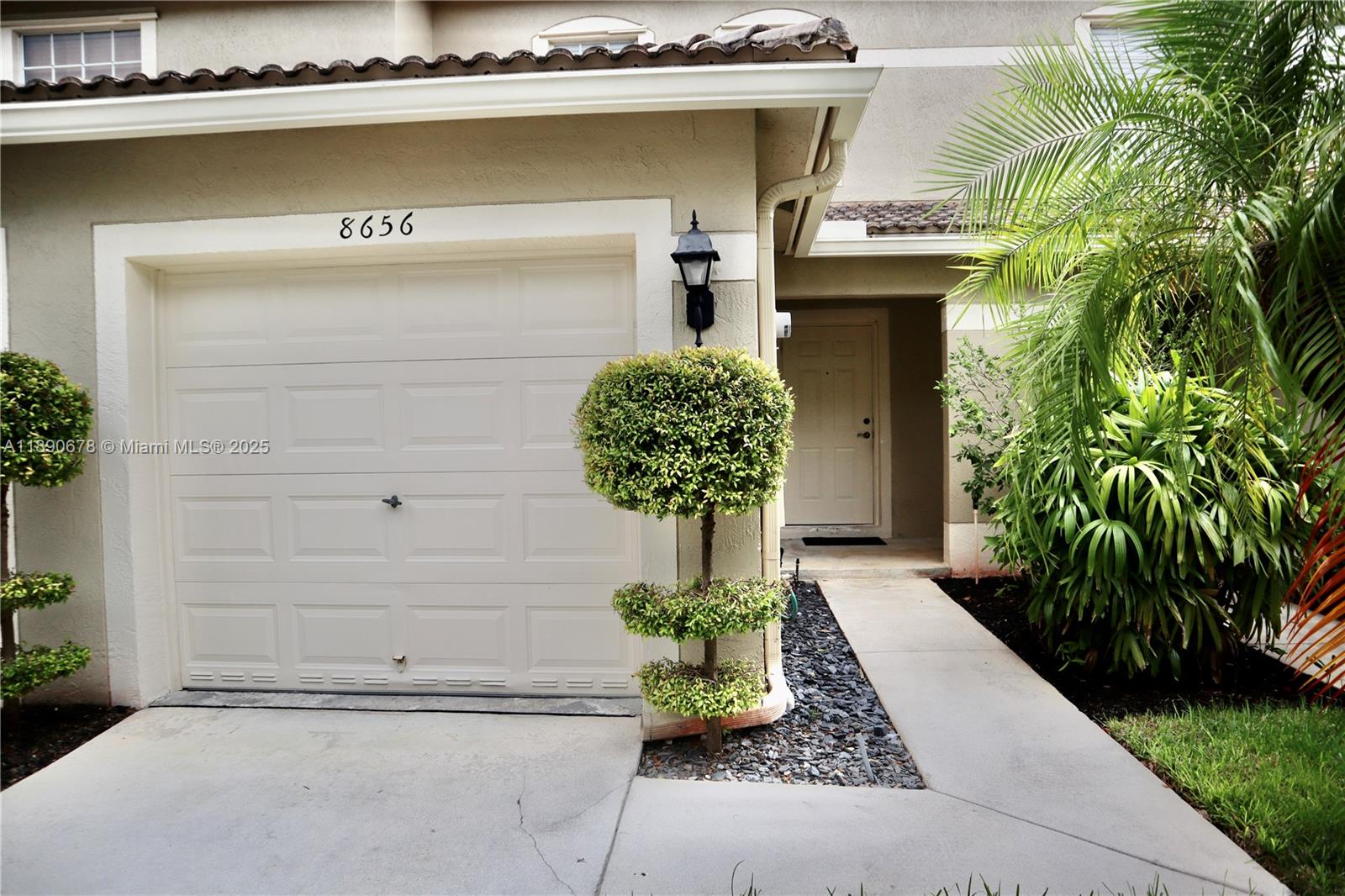 Property photo # 9