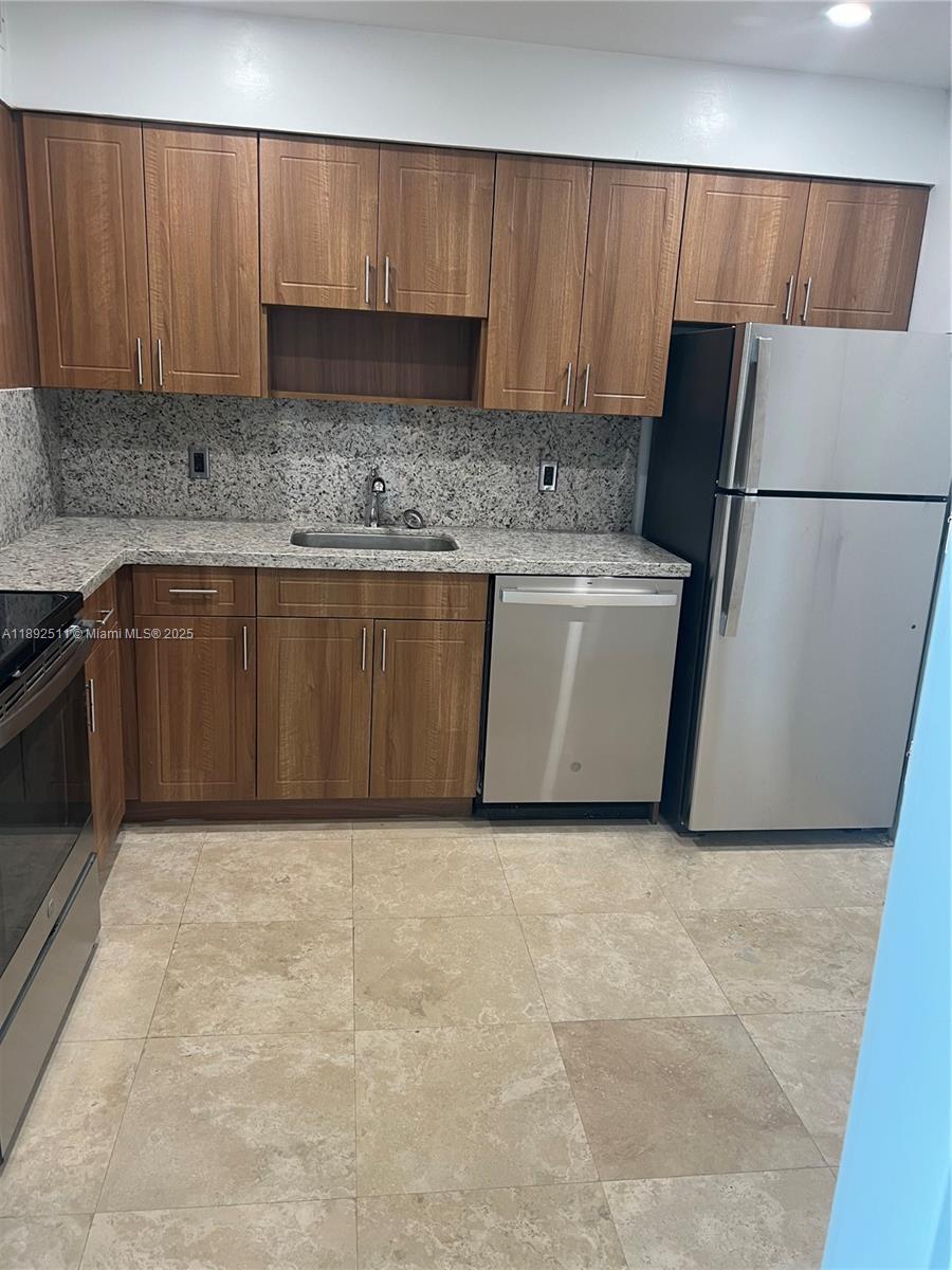 Property photo # 7