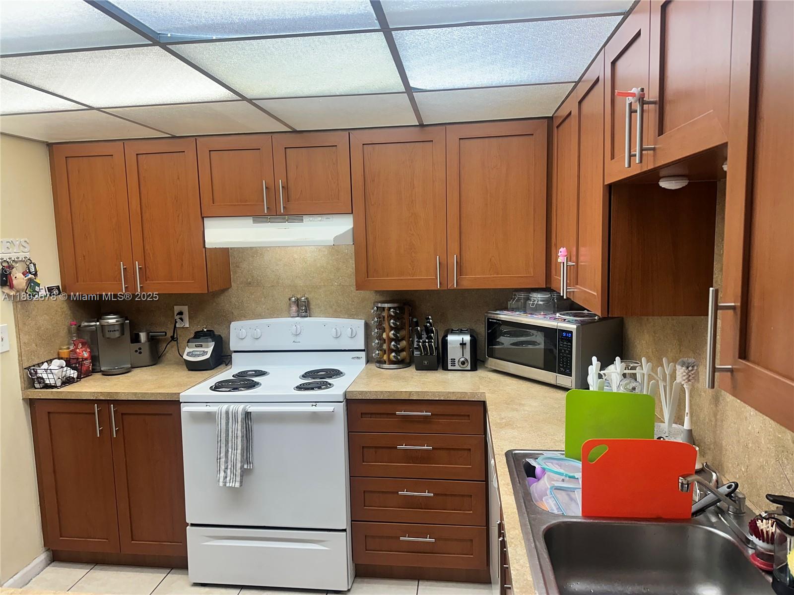 Property photo # 8