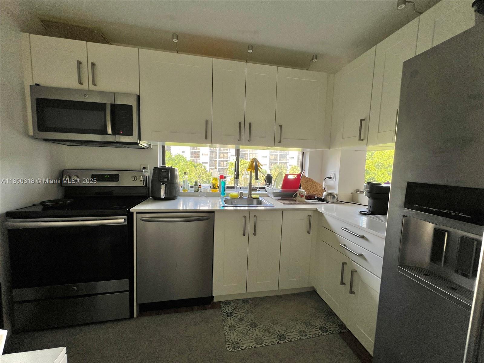 Property photo # 8