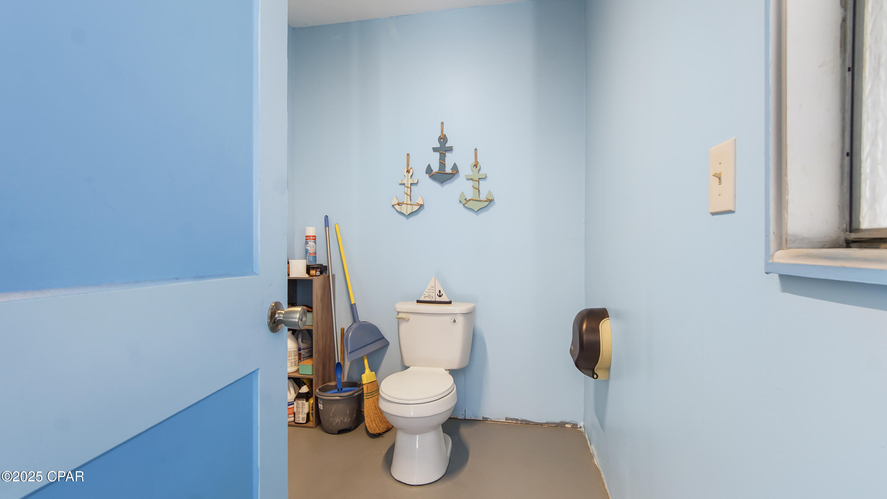 C09hoa56koddk9 48znn_cbl  Mcmroydo 0fsozkcu