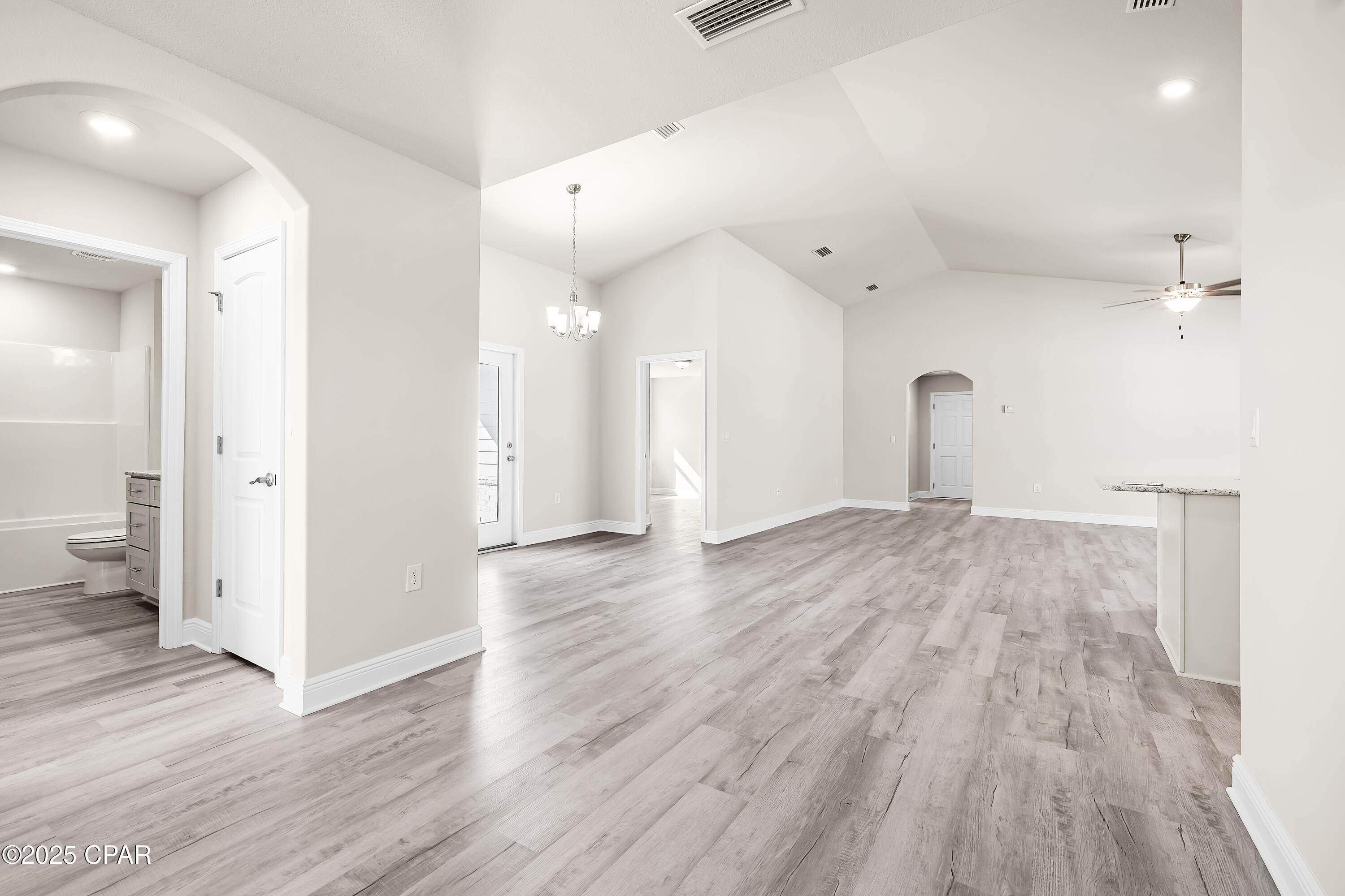 Cjop87lsml2f8fensea3ajxqdvlaxy Caipdyk13fpg