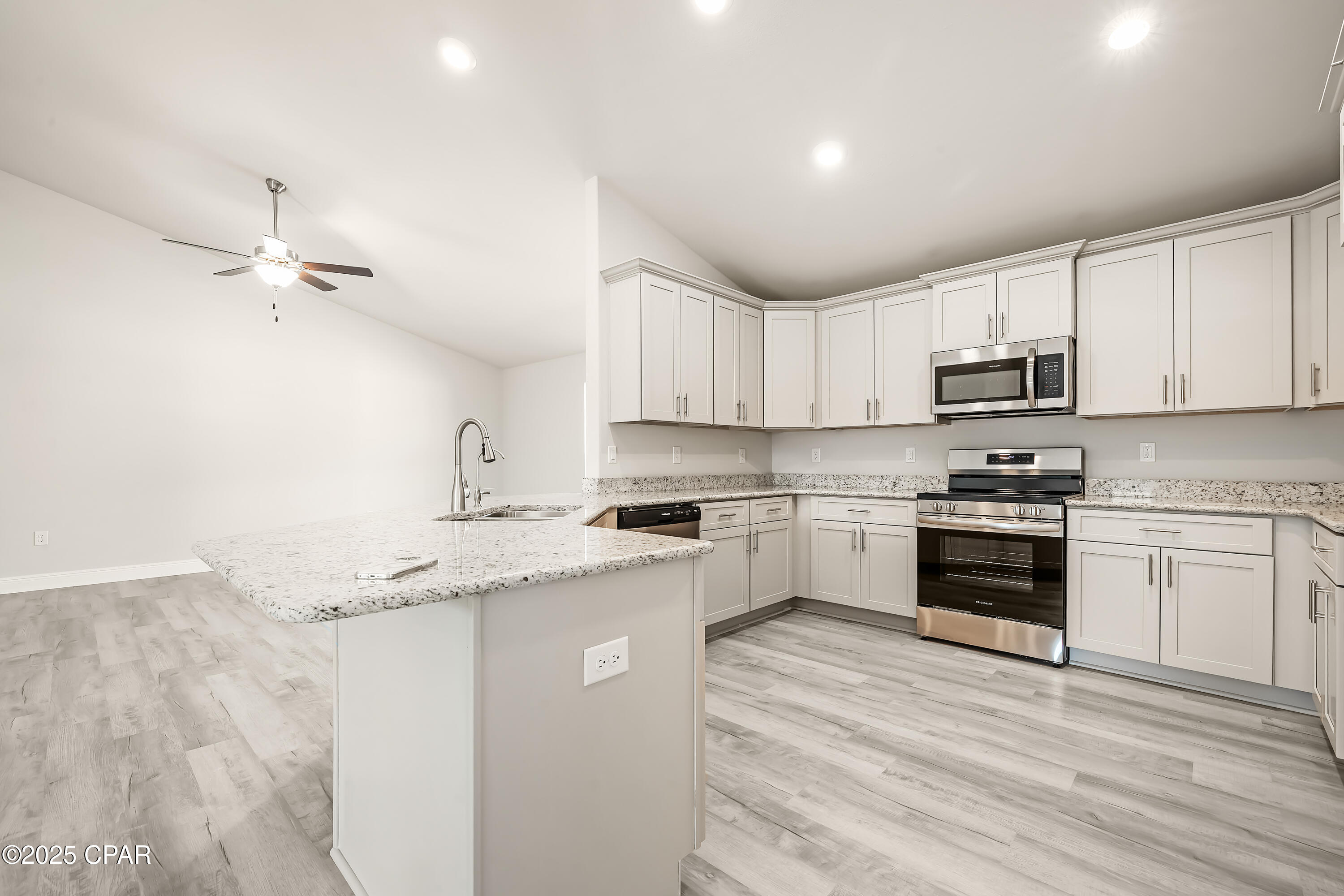 Urzzrswdebapcmsygl Whr2qirzn0lcat0g8kh5gtv0