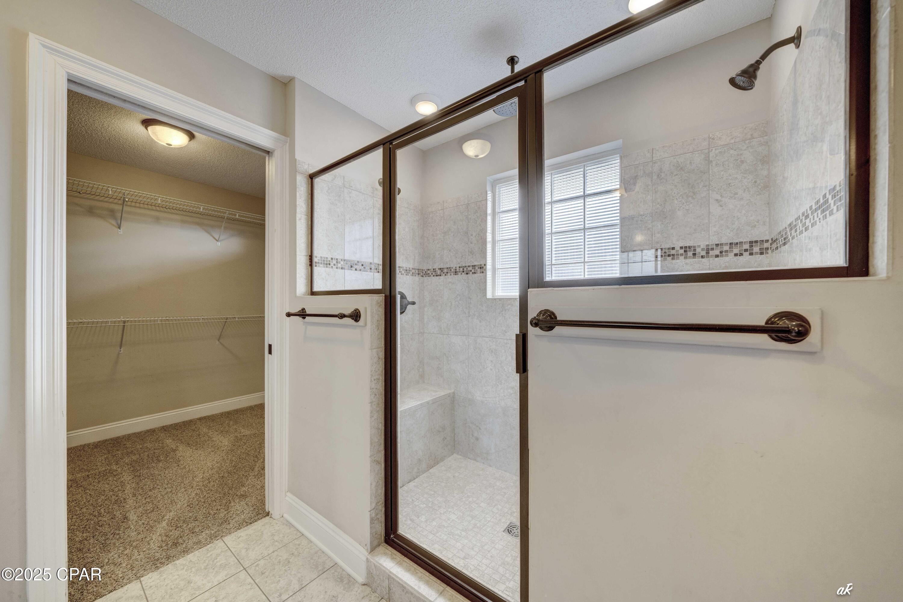 Hfqidan5r 1iyj9ydnwcesgyxoklw8nqfze4jgto_jq