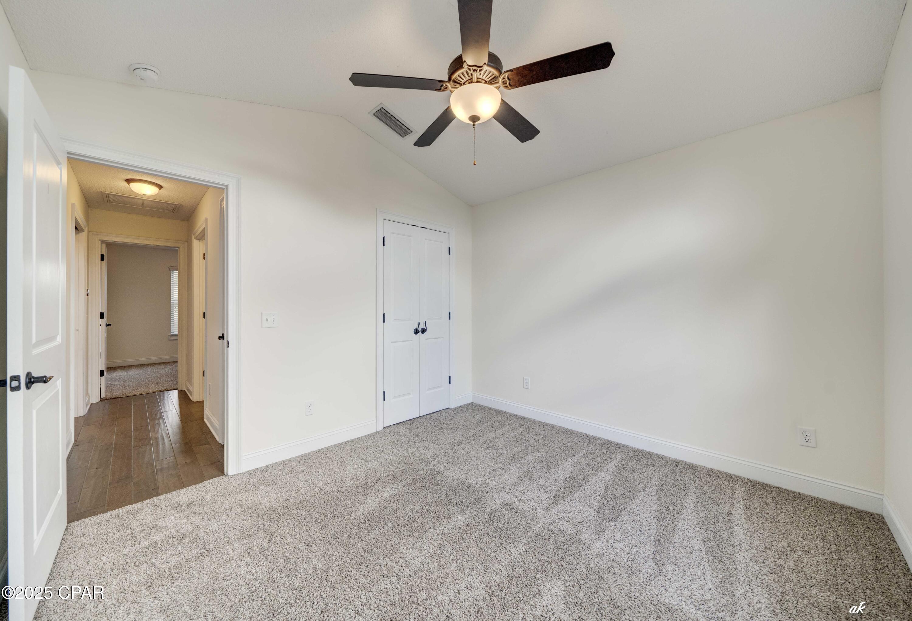 8jhvvimf1vjfvgxz6cpp Wdf Zphc6h4ec Barjcbpi