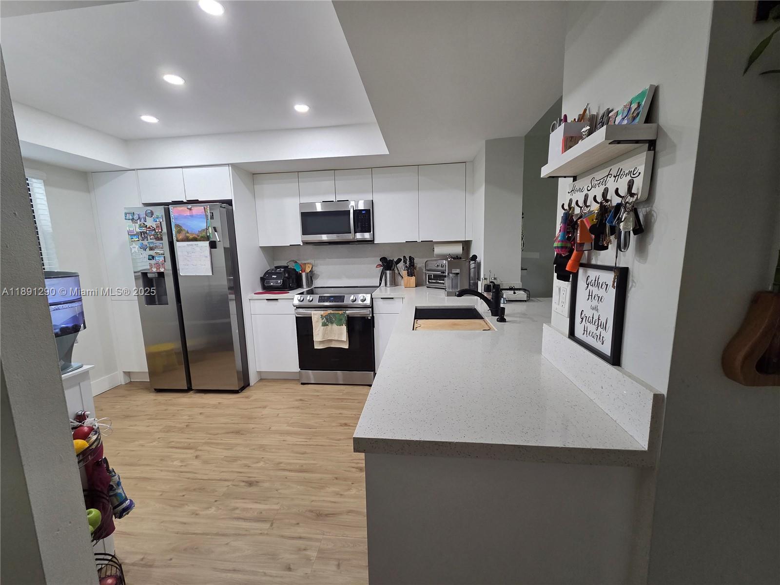 Property photo # 0