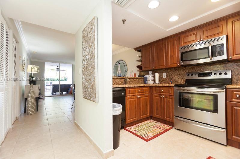 Property photo # 4