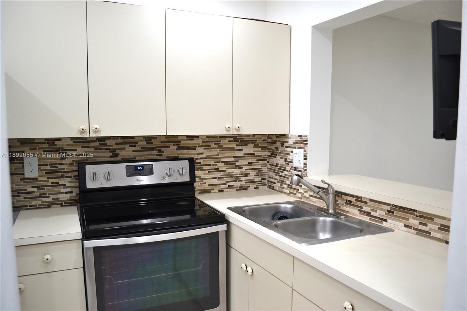 Property photo # 7