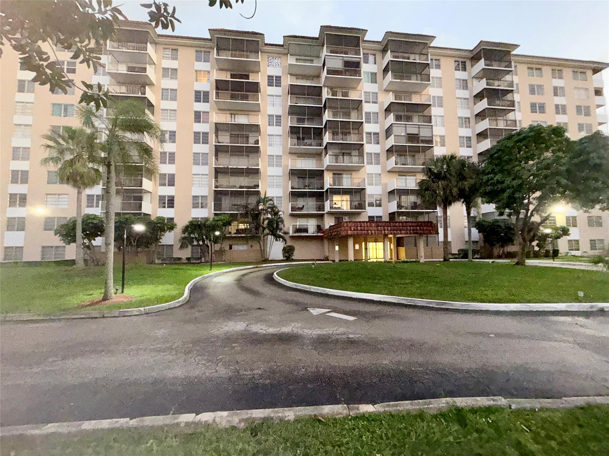 The Manors Of Inverrary X