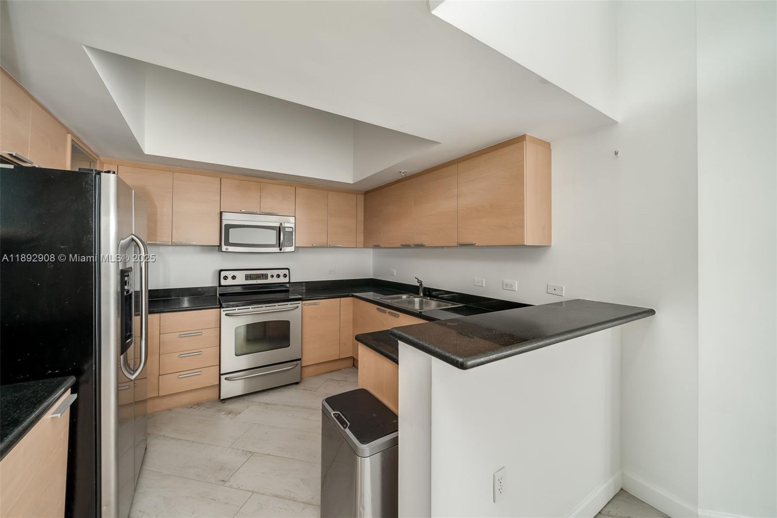 Property photo # 4
