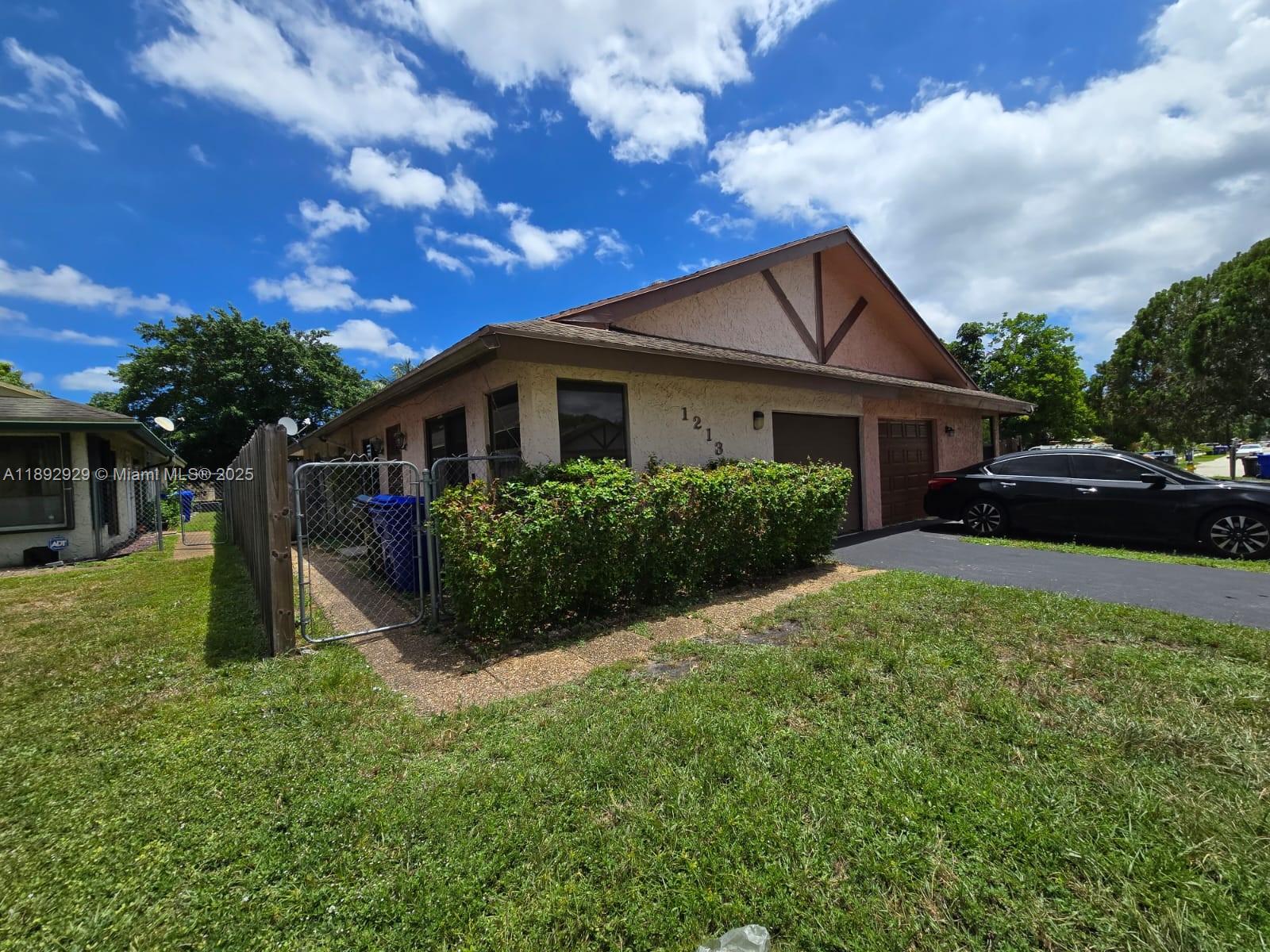 North Lauderdale Village