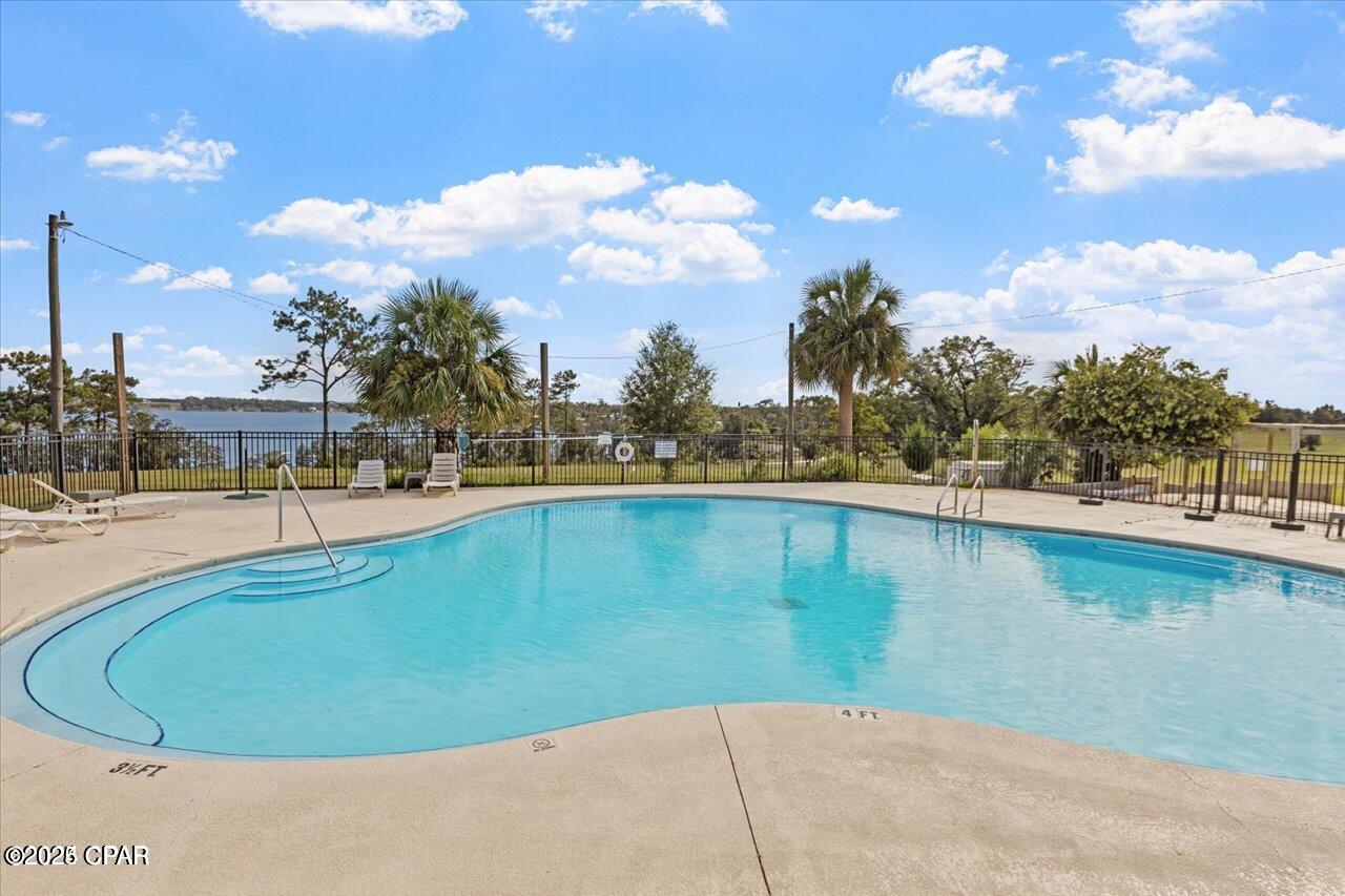 Xbg_3glrzoly9csyvr8pz6i8rakfbkxkaoq6u9135nu