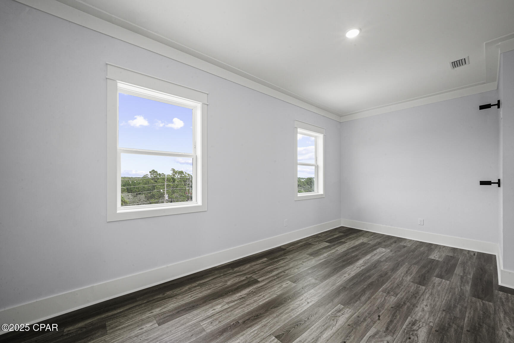 Uqoz4efs_dzjqe1h6u7vwrwempet_dxert3thv5snfu