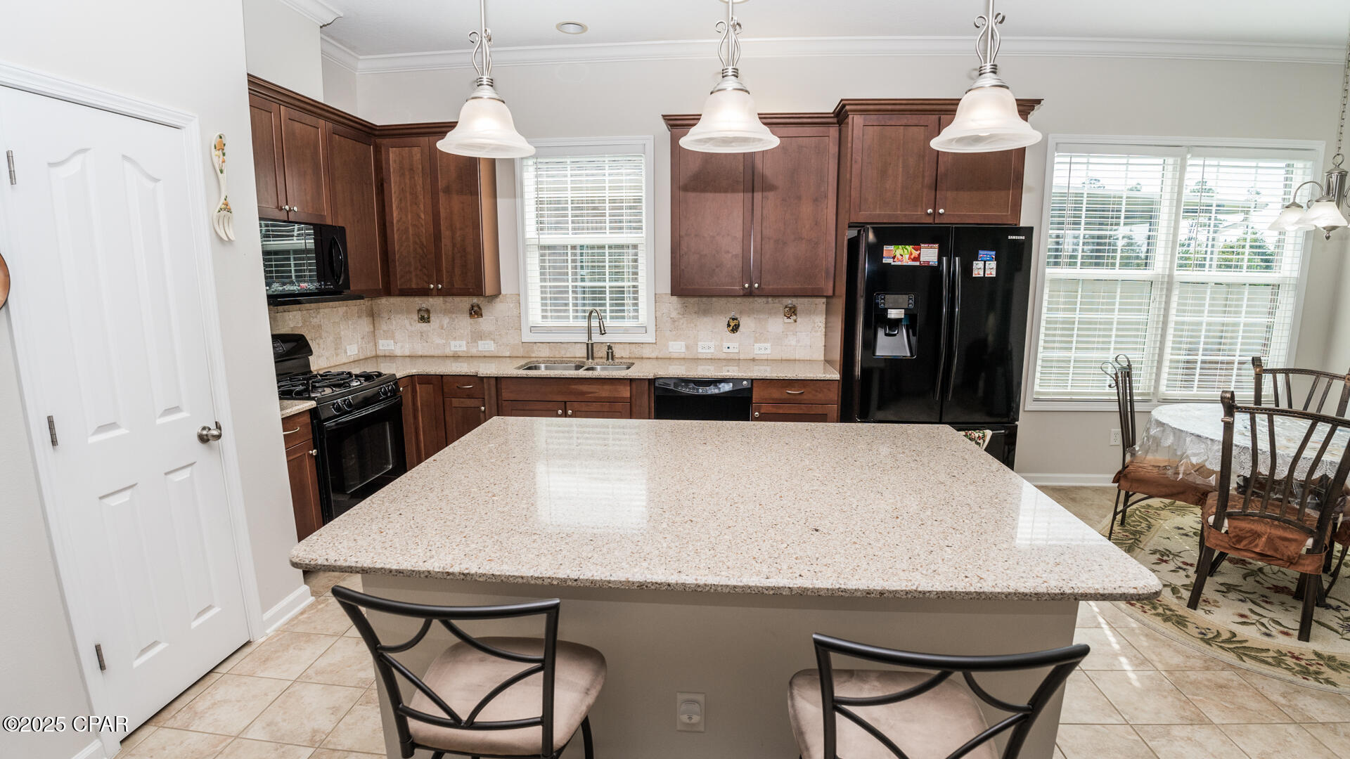 Henu9lddvjrete3xif9s7dtahmnp_mic 1mbwr 57dm