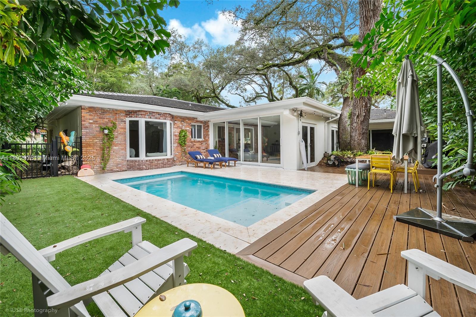 Property photo # 0