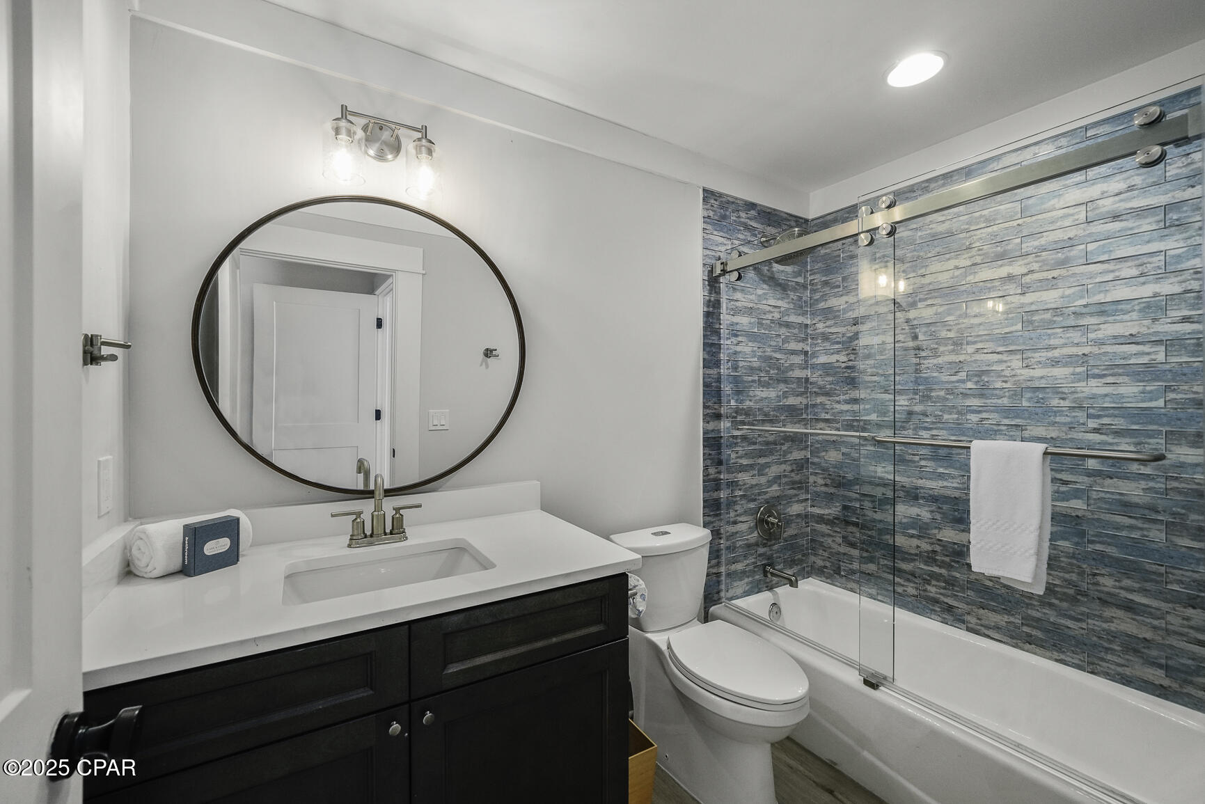 Srwtdsawgh5gr0jvortljwjk R5x825qc2exa_nm2rw