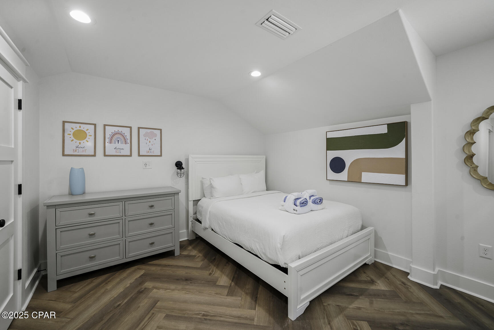 J Tysjwybpjjb3cesdbaxfnkoyiboy_m01brkv9k4hs