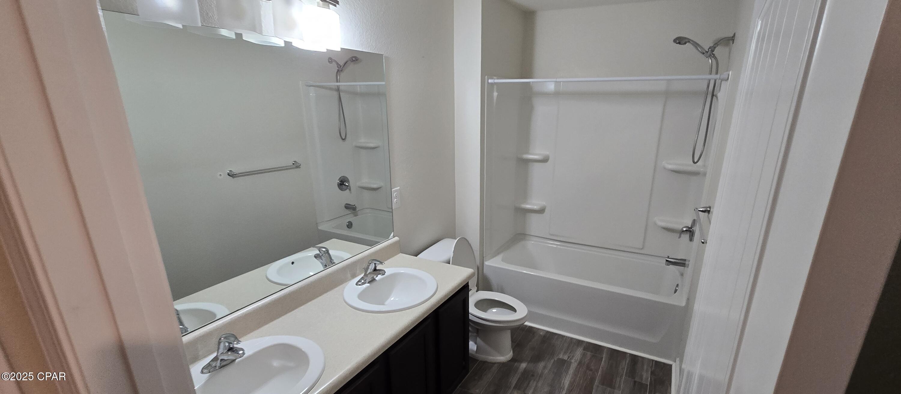 Image 15 For 7117 Shimano Way