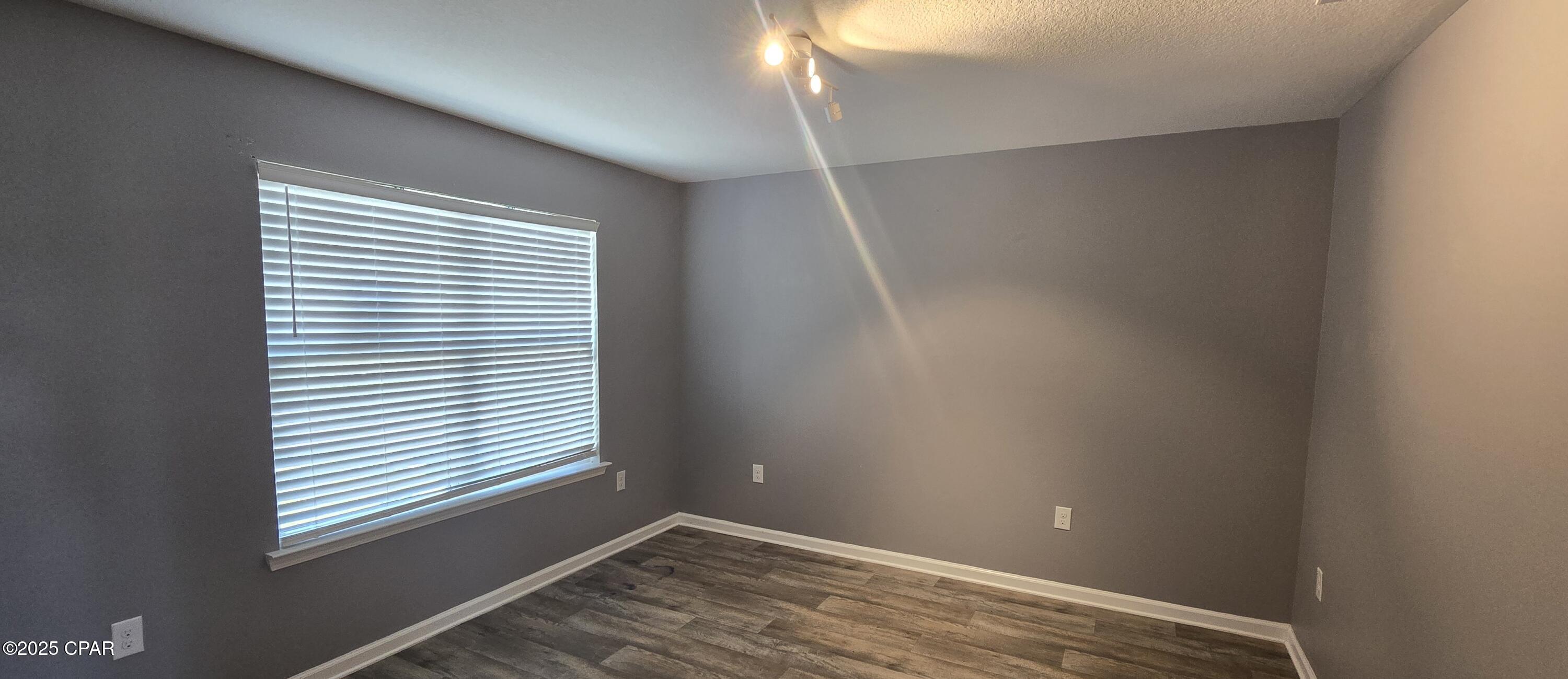 Zqkb4l Sr_m Gp Mtm6zsdu_edjiiquqtllepty2_e0