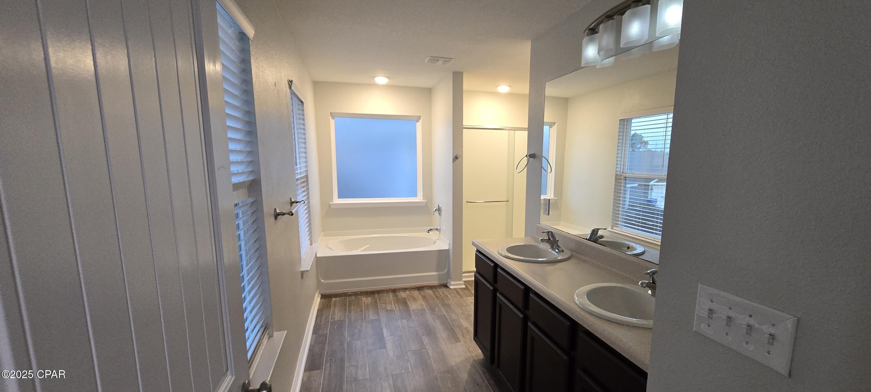 Rtlonop  E4bj9_ 2vc_p8otmr0kdjdbva7nwclflus