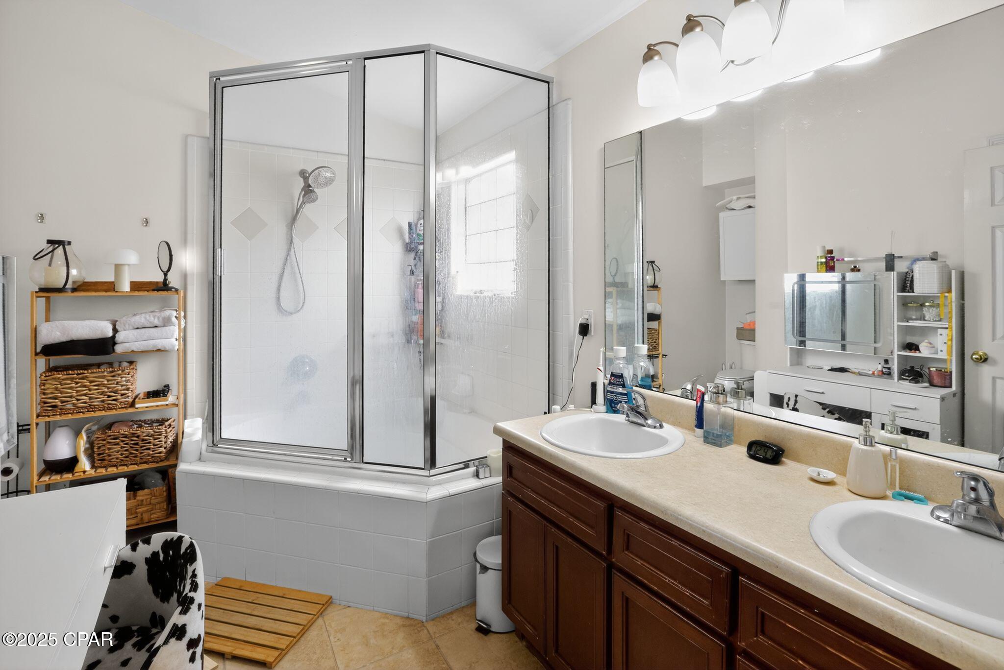 Kncuucdfjbavzclhk7cdpou3vdr0l Rodshsdhdgbfw