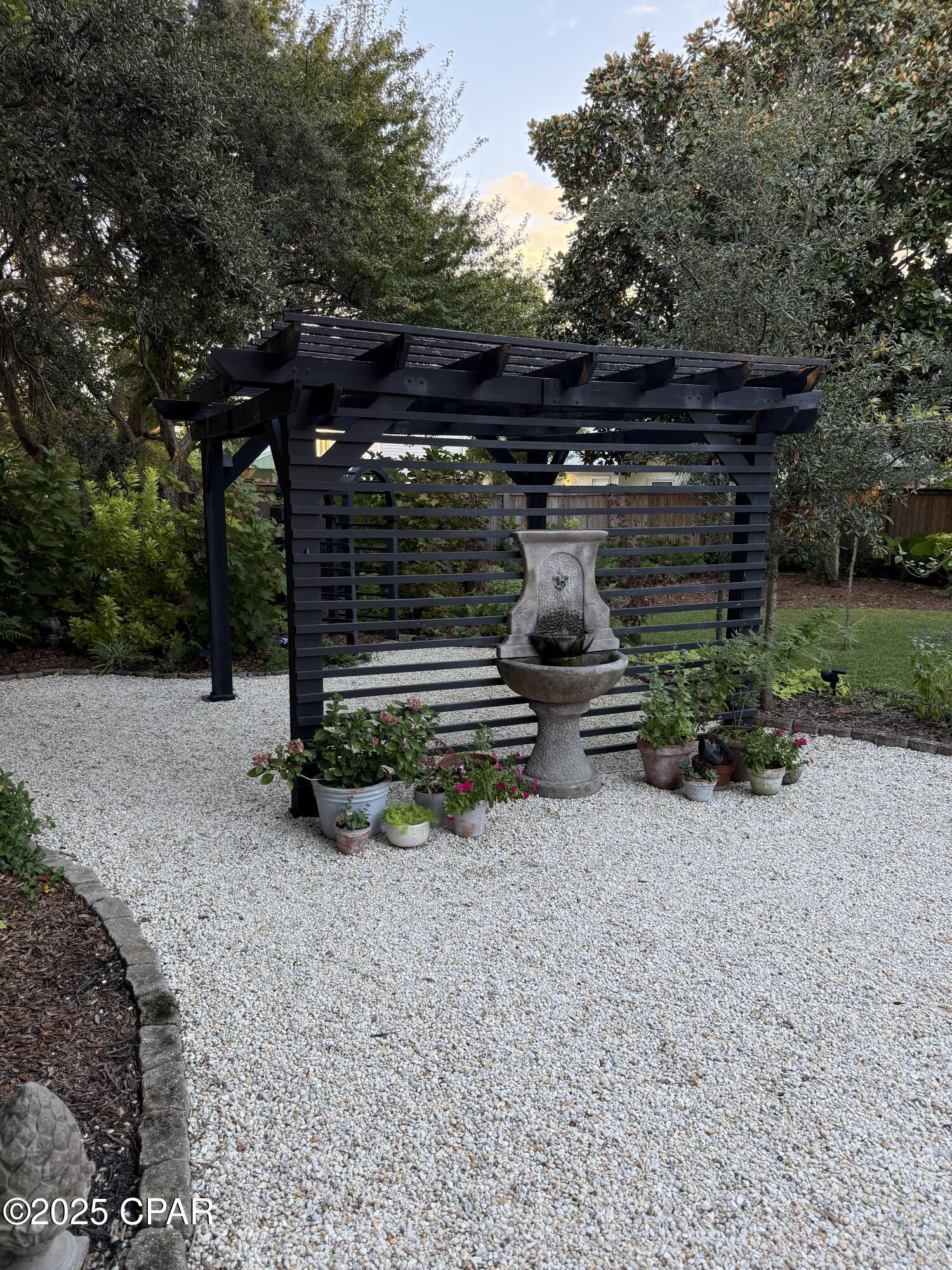 51wjyhhksen8nkfqtccg3n9xflur0 Fdv1jjzzi5gp4