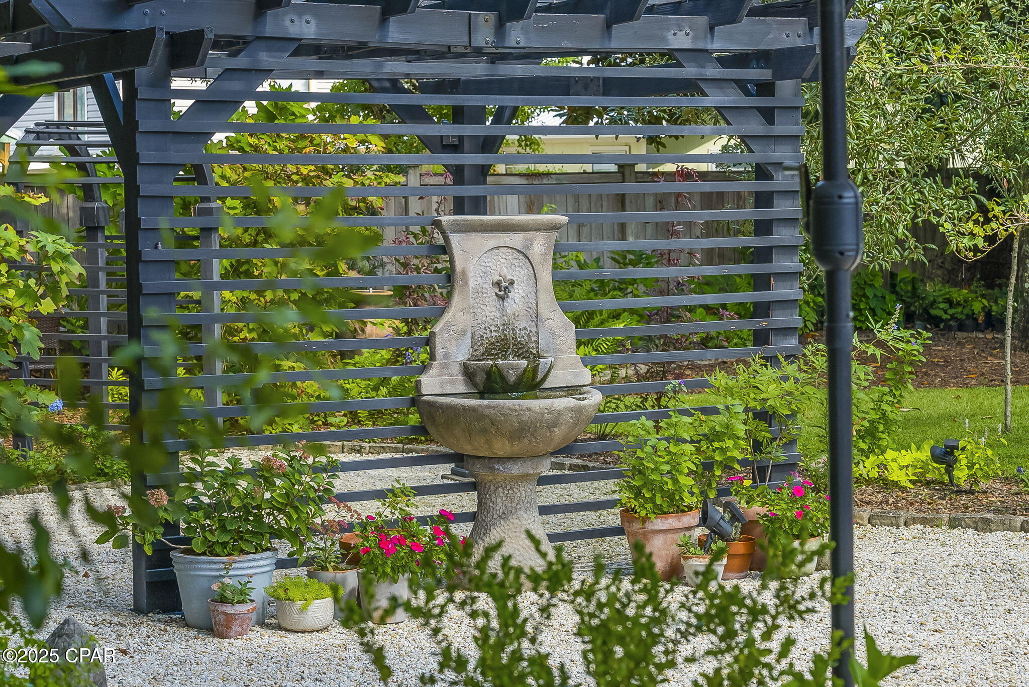 Cjw9hhrs2rpavl9kkbf4s126ig17pexzeyy5udlmxbe