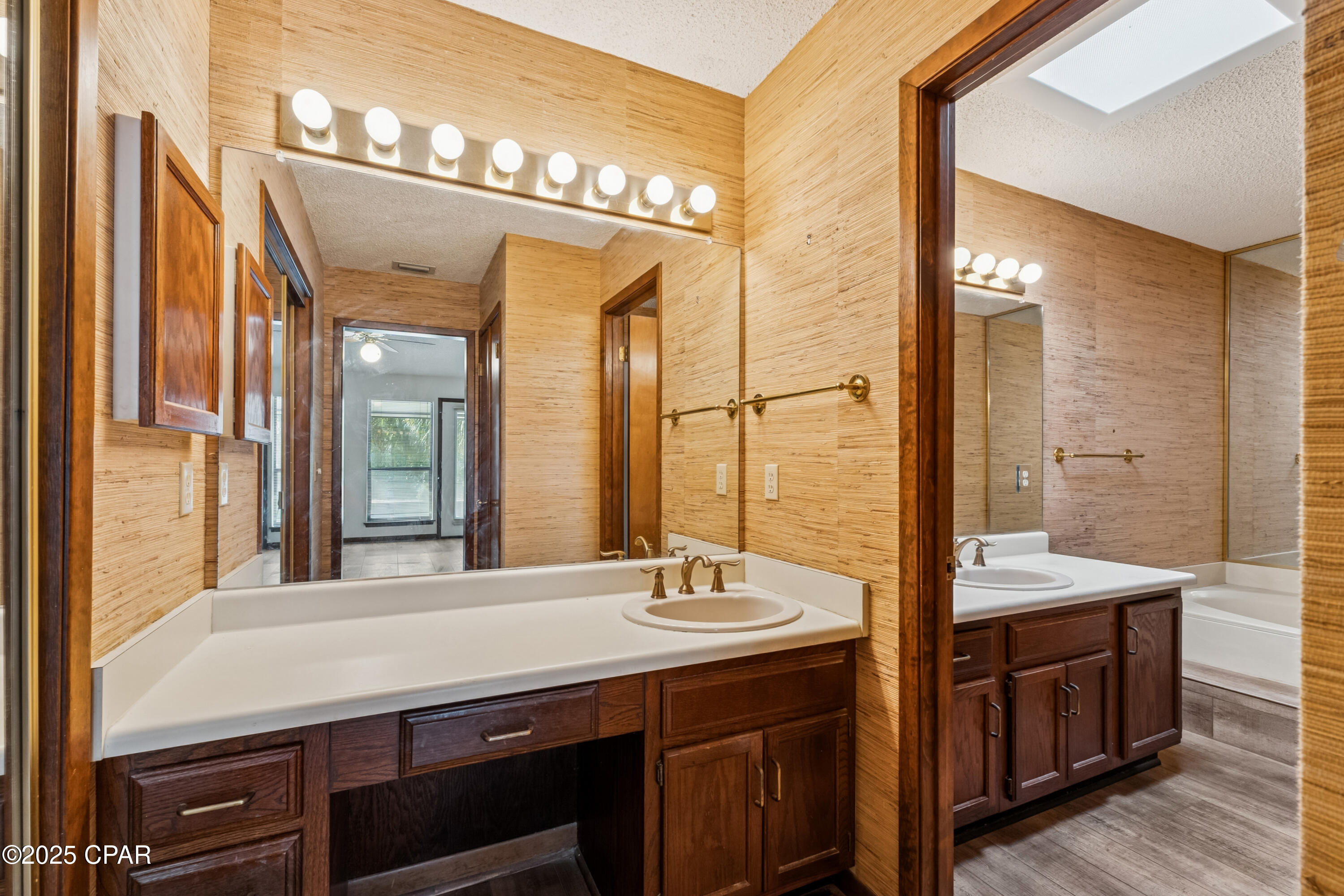 Hzy6tsi2ymjupmlwjclkwx1nfsvitcnine3zetgco E