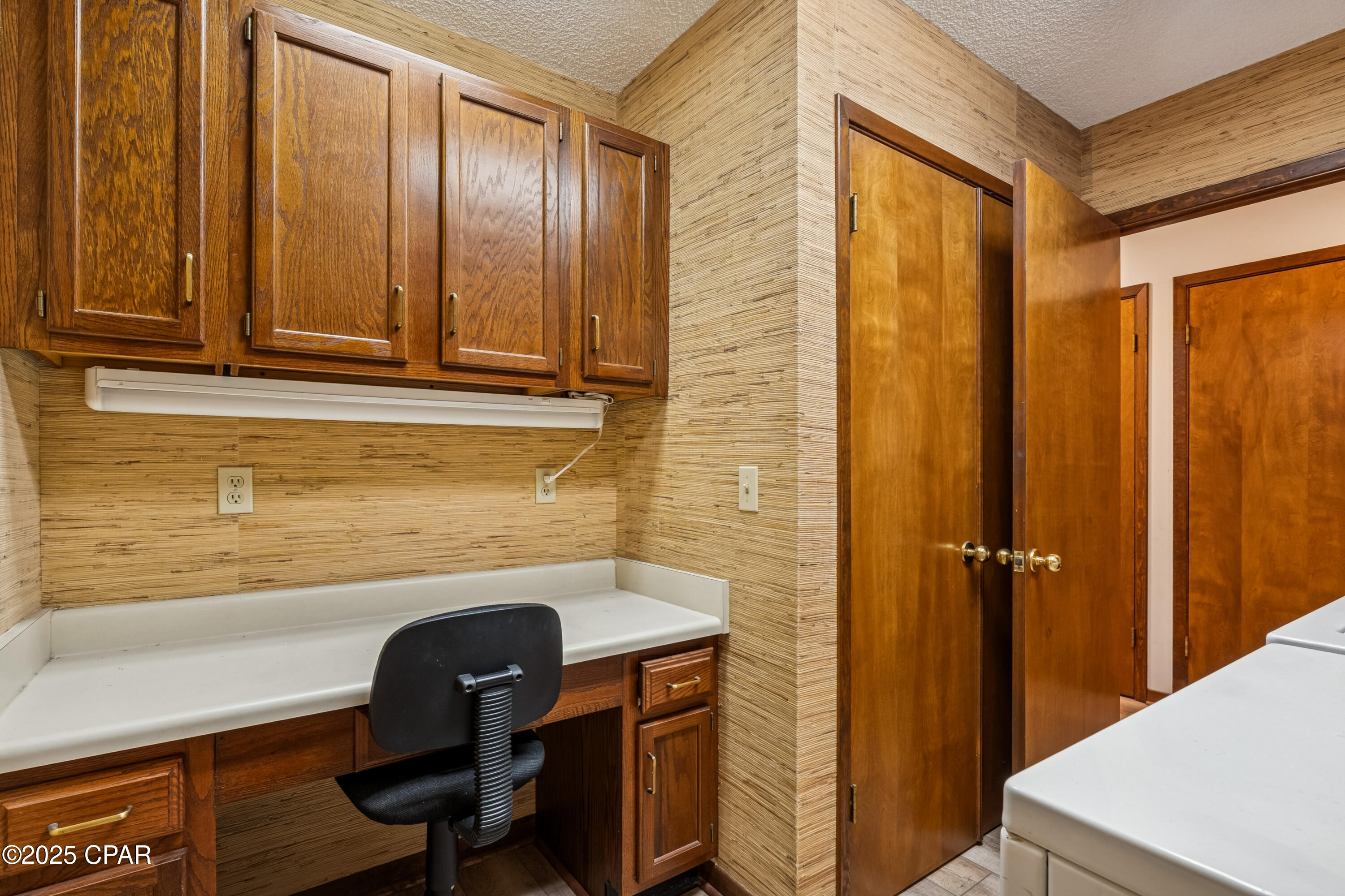 Mrbuekw7dbevzwvto1z6srak6mlgsp0py43b_gkdefq