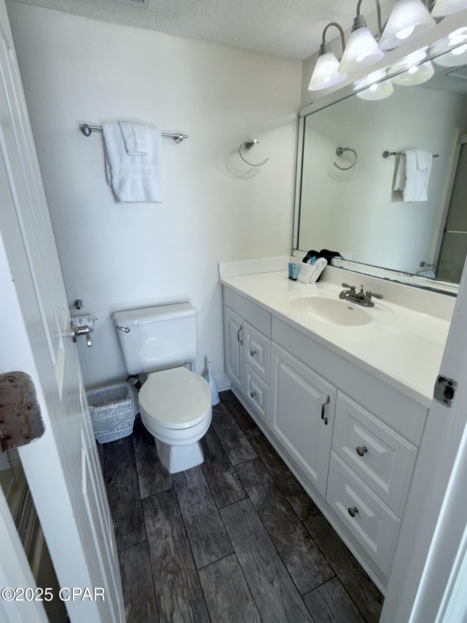 Image 15 For 4715 Thomas Drive 605d