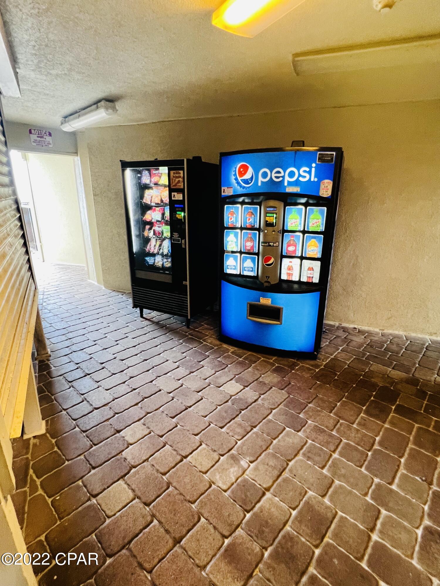 Image 43 For 4715 Thomas Drive 605d