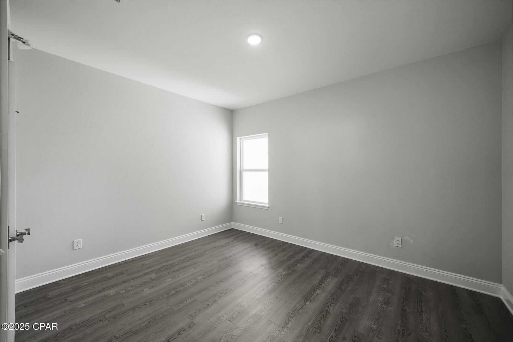 Khcvzhoaw2jf1nnpnaer_r21e4xoyubx4xso7knwvis