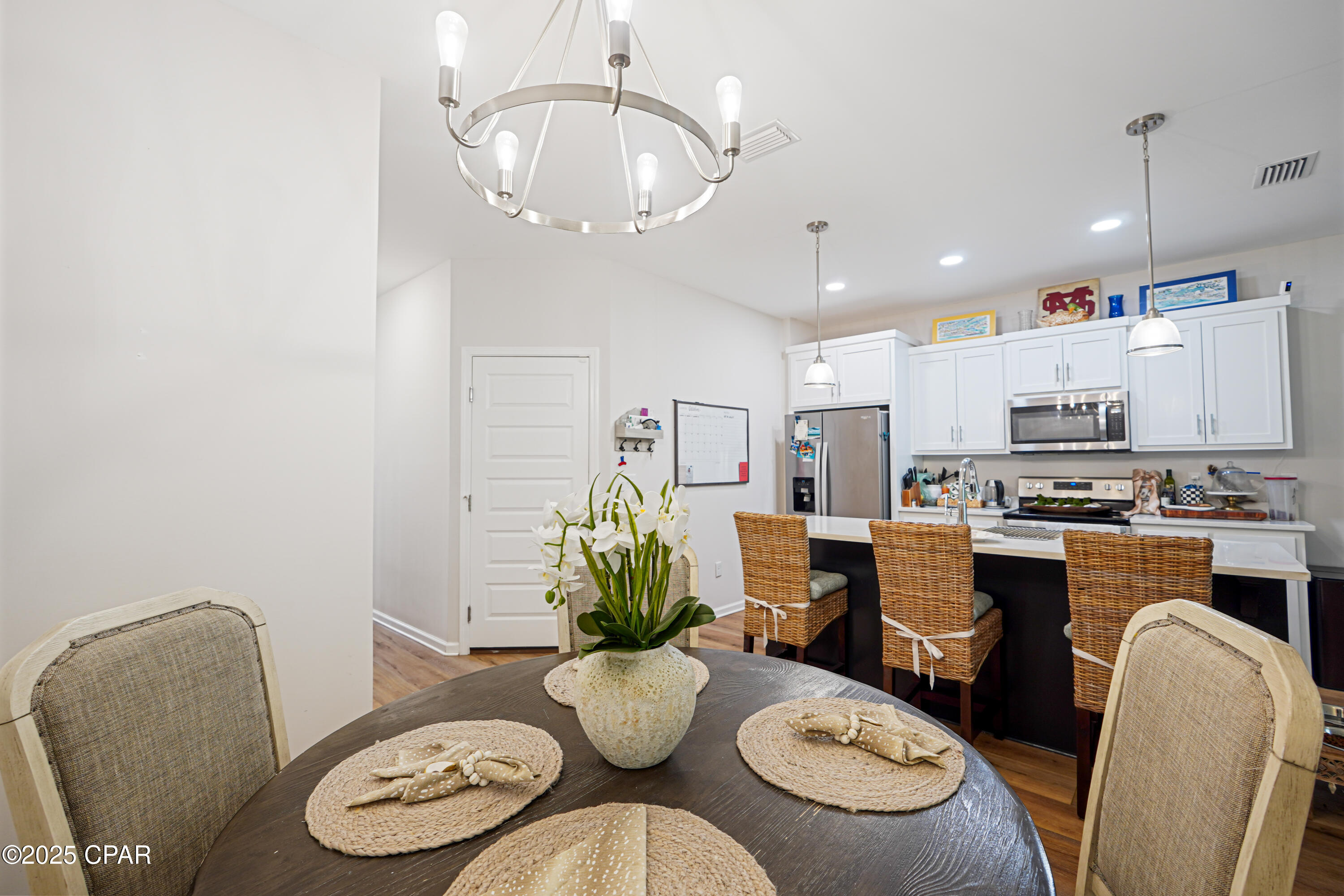 M_wvl6ouyxmwmnczoybmc3hgsnmbtfjeou_rj7s44fg