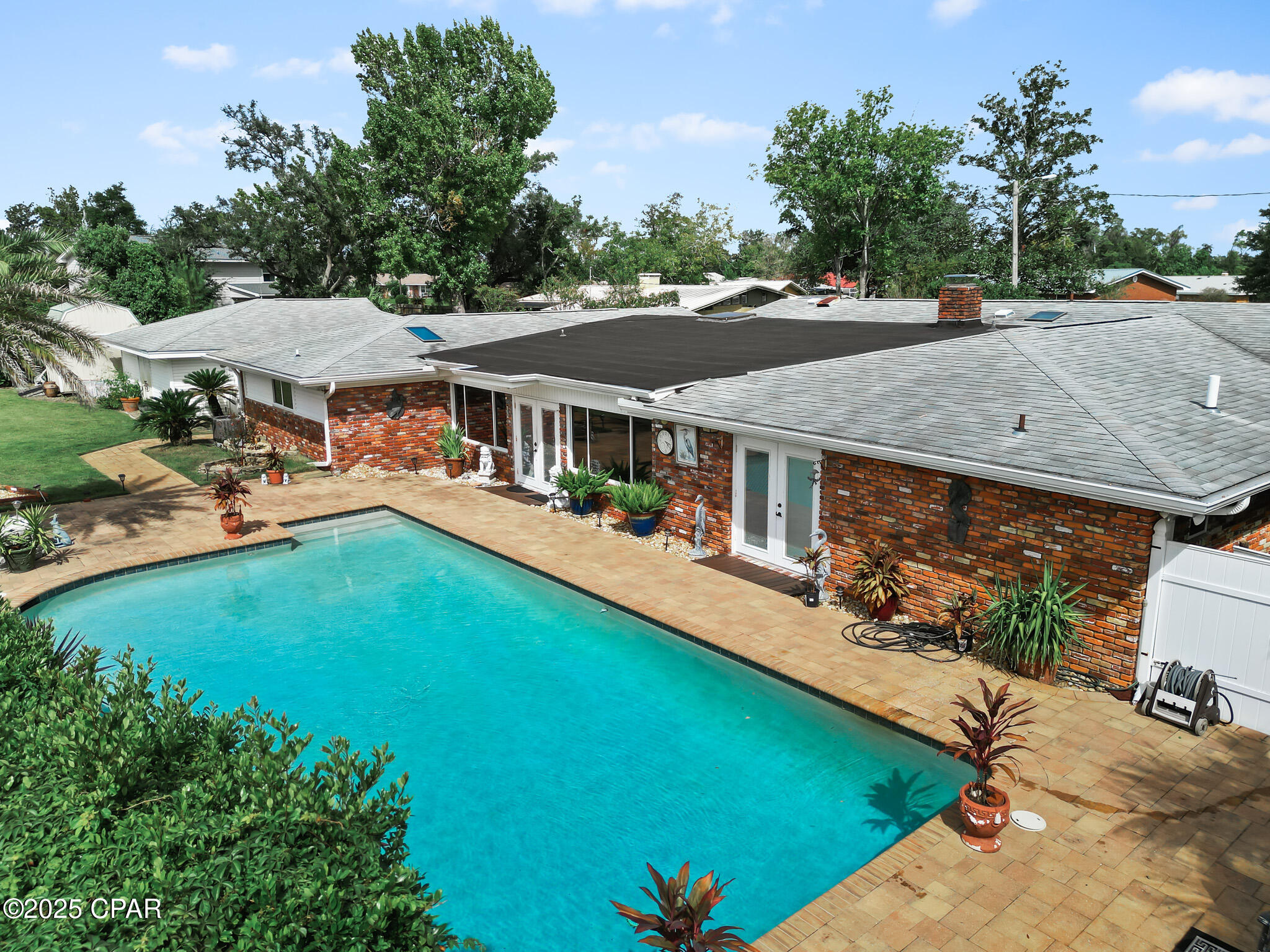 Image 13 For 931 Andrew Circle