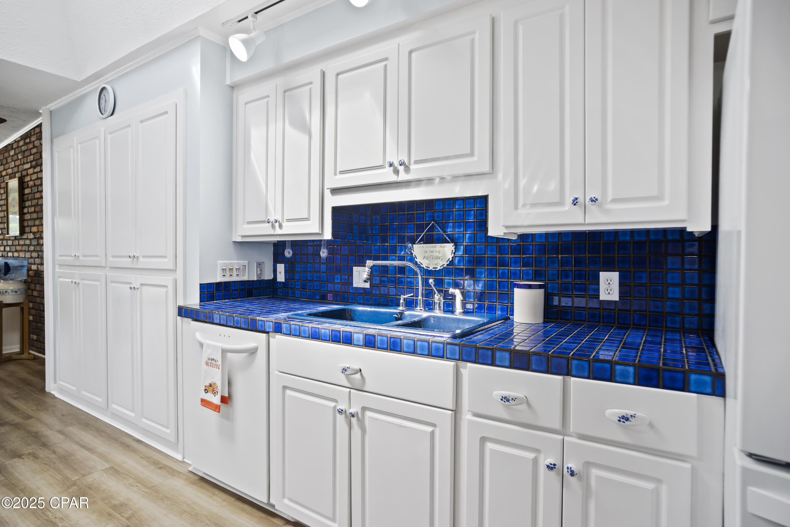 Image 22 For 931 Andrew Circle