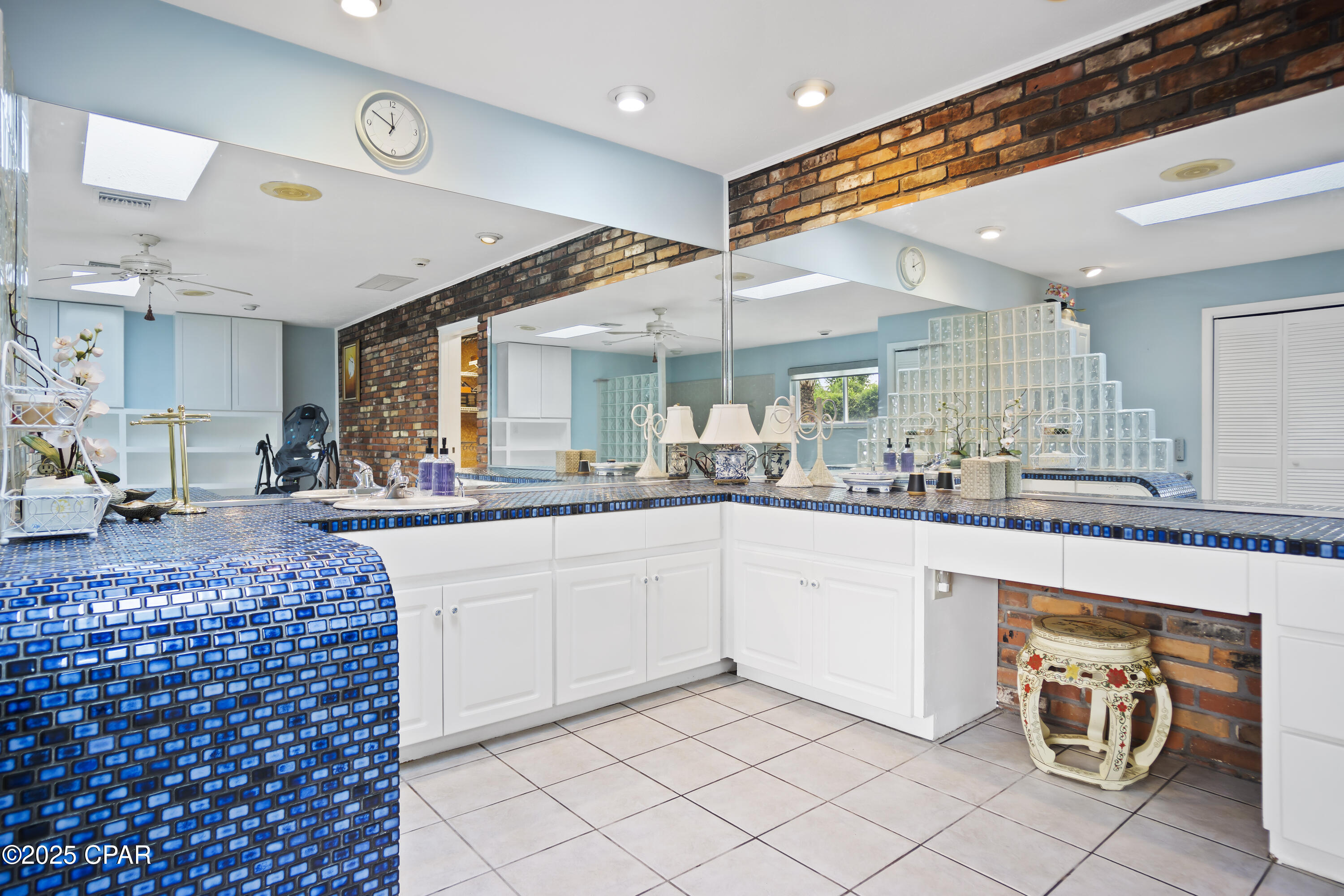 Bxeitceitofvznltysbhephz6s9mdszxr6iigmcaet4