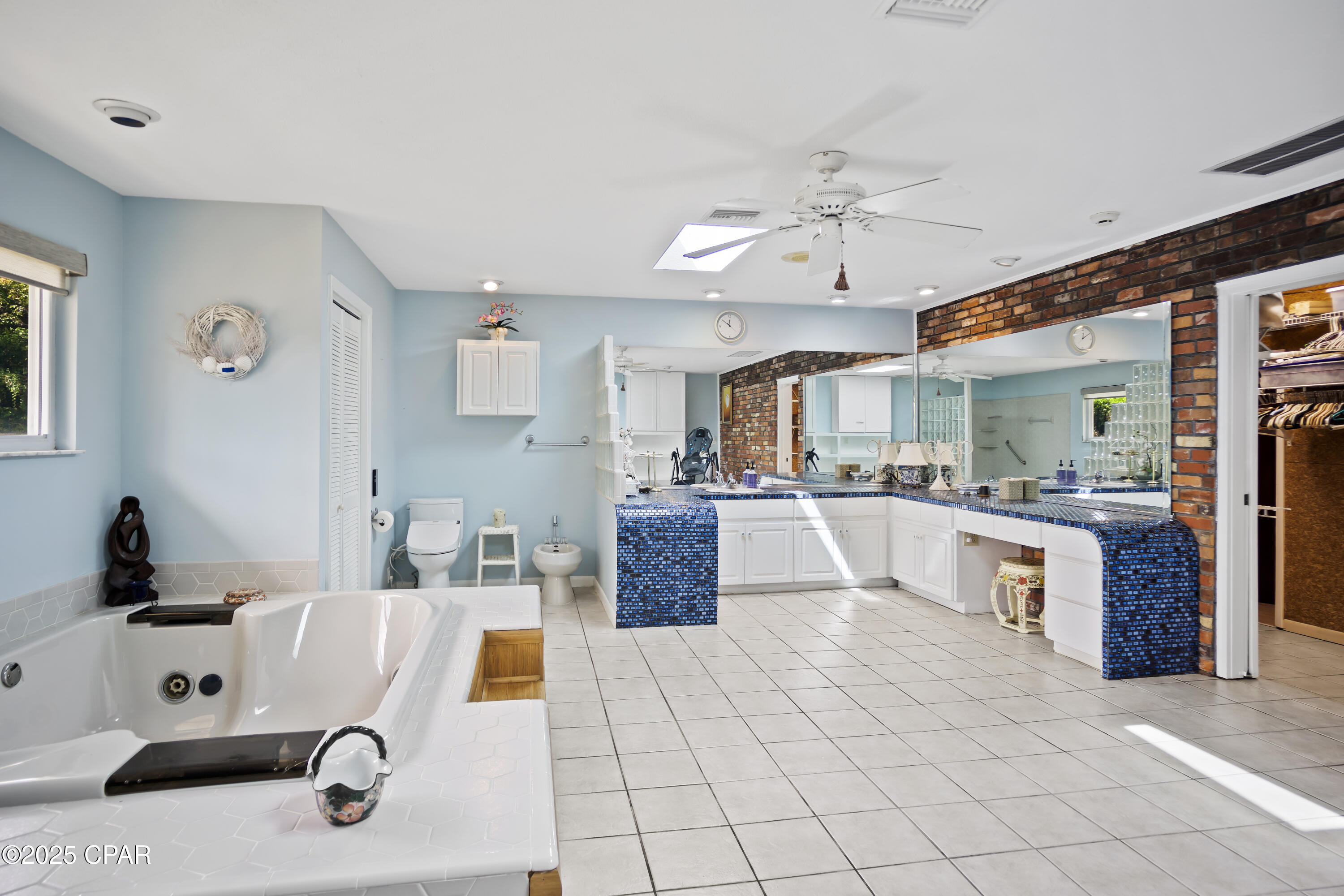 J9 Pzvqmoaujhioz0gednqlo2mjyes Fz2gxgn6ehqc