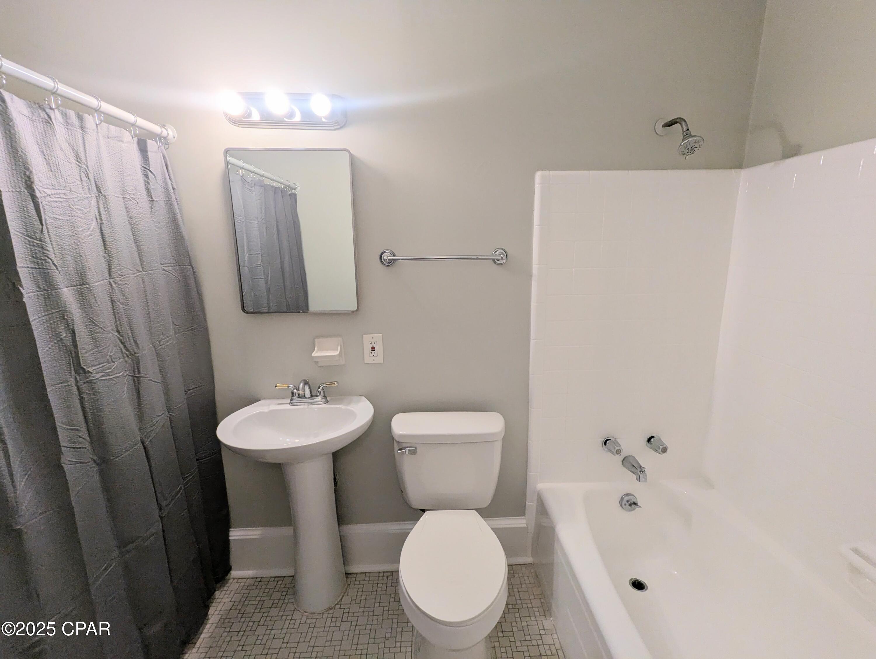 8yiko_ipdck4cerew6ijujnpi_aea3ibtslcqahl8go