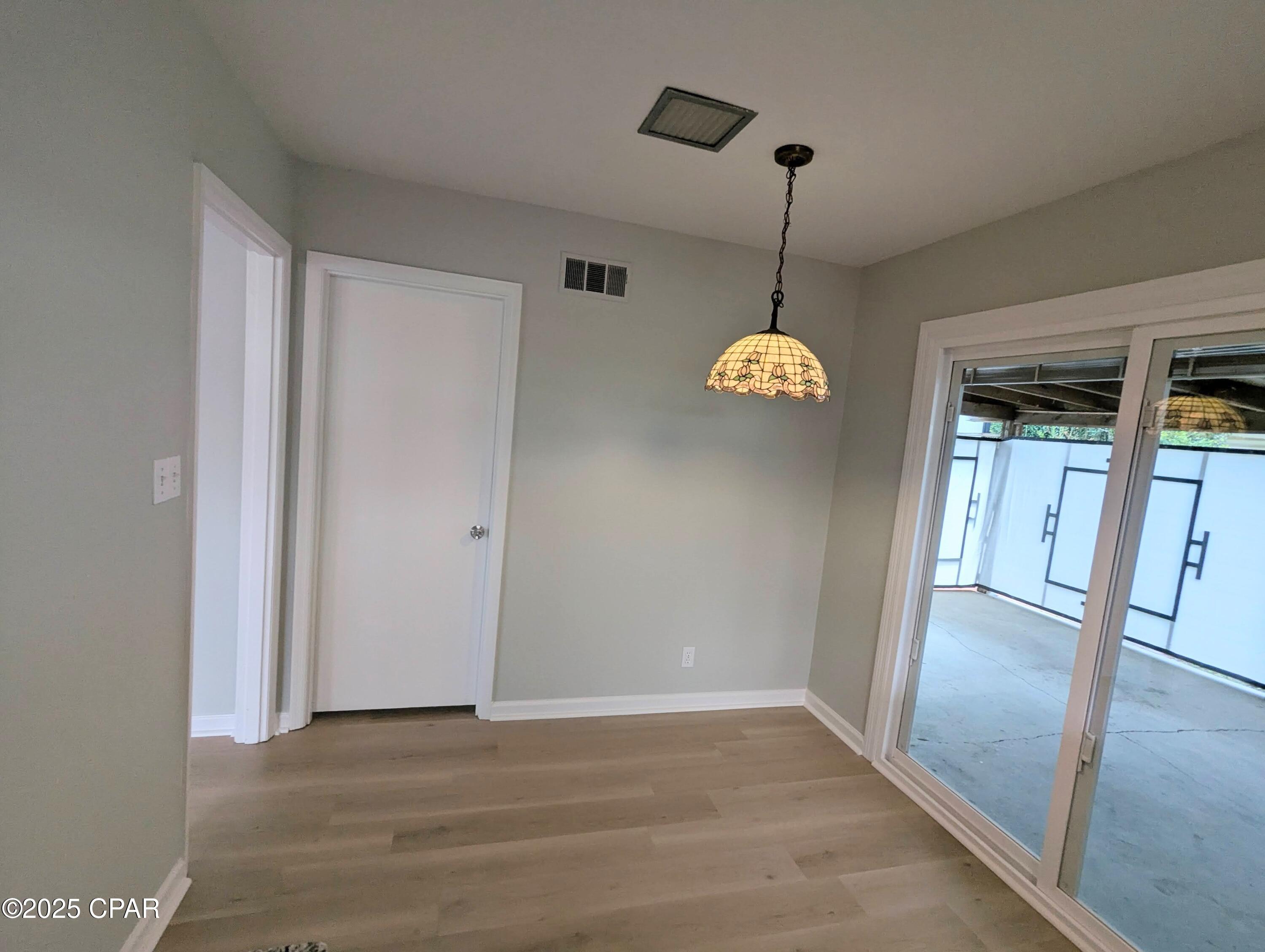 Image 8 For 1603 Lindenwood Drive