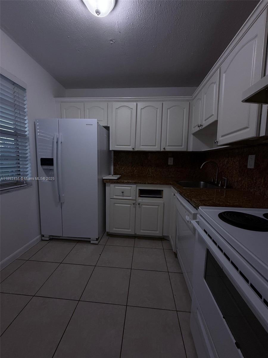 Property photo # 0