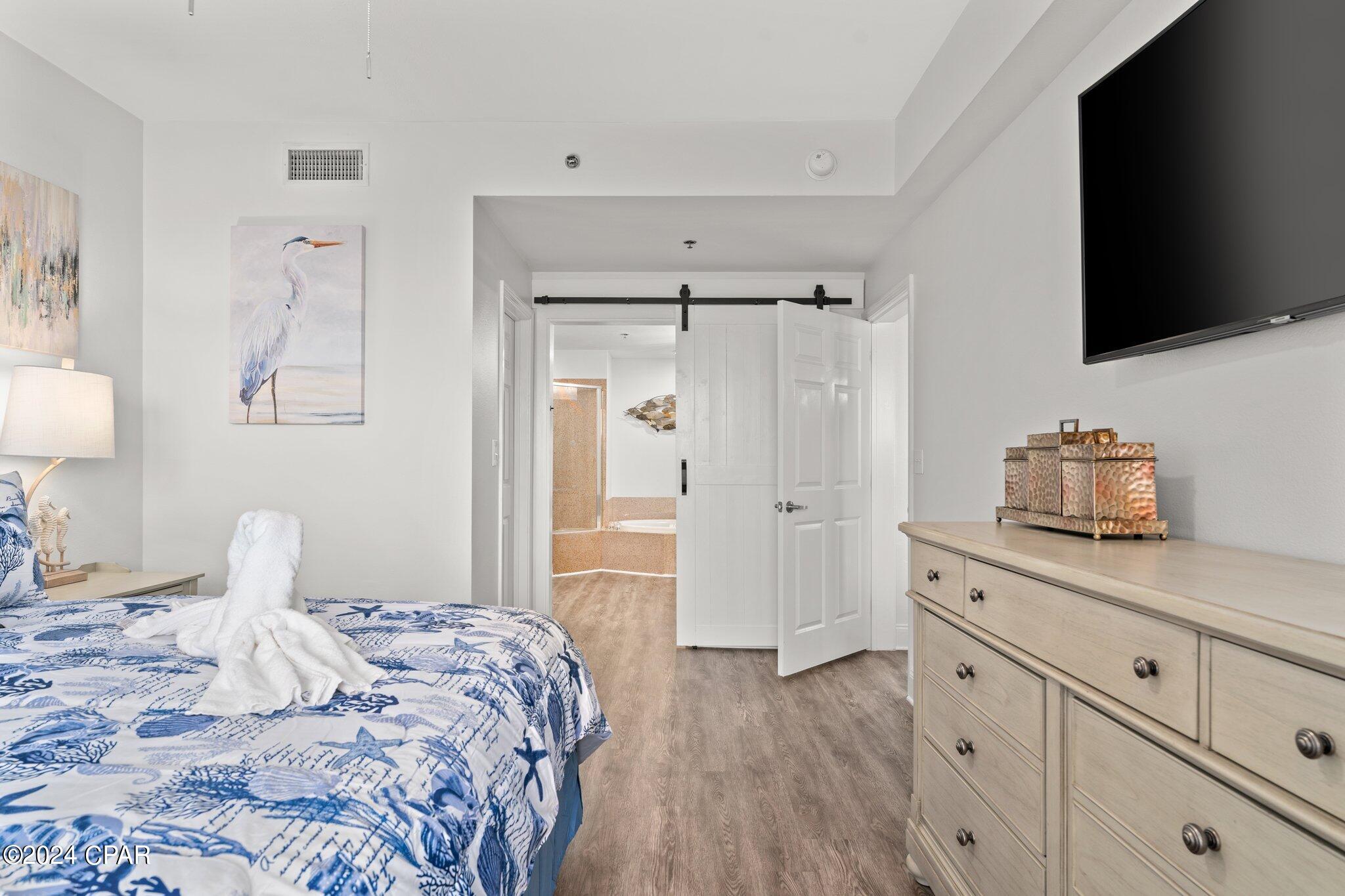 Image 13 For 9860 Thomas Drive 207