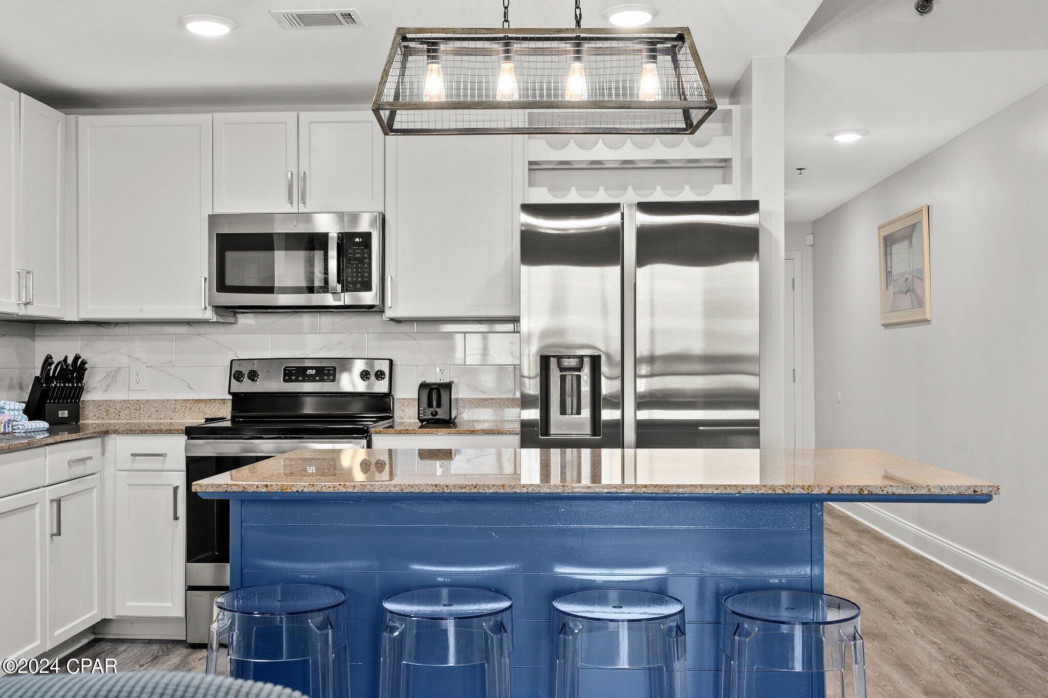 Image 7 For 9860 Thomas Drive 207