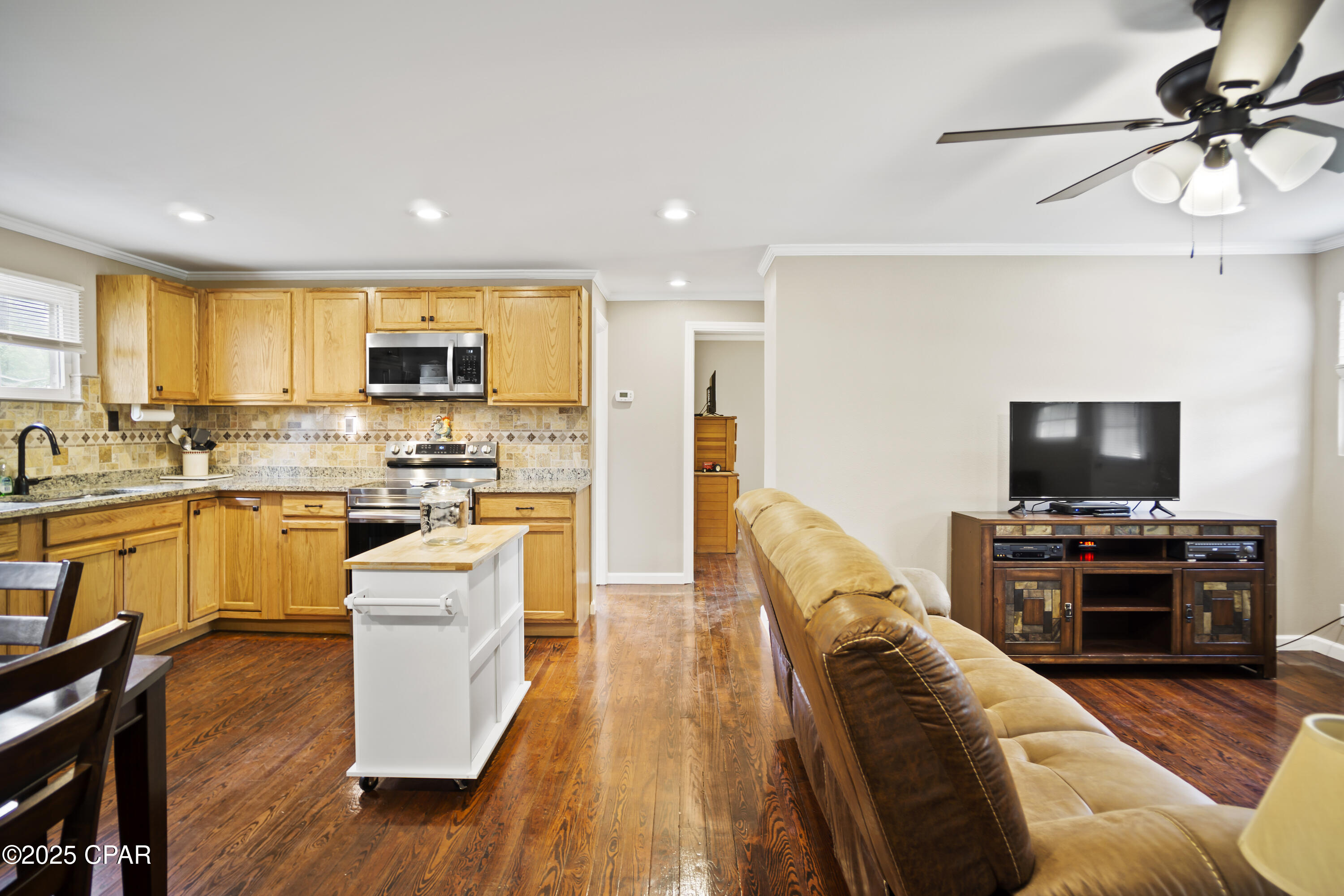 Zgbeirm9hhsxpzmqxtkzd4xt8ioiosfhidzk9_ashz4