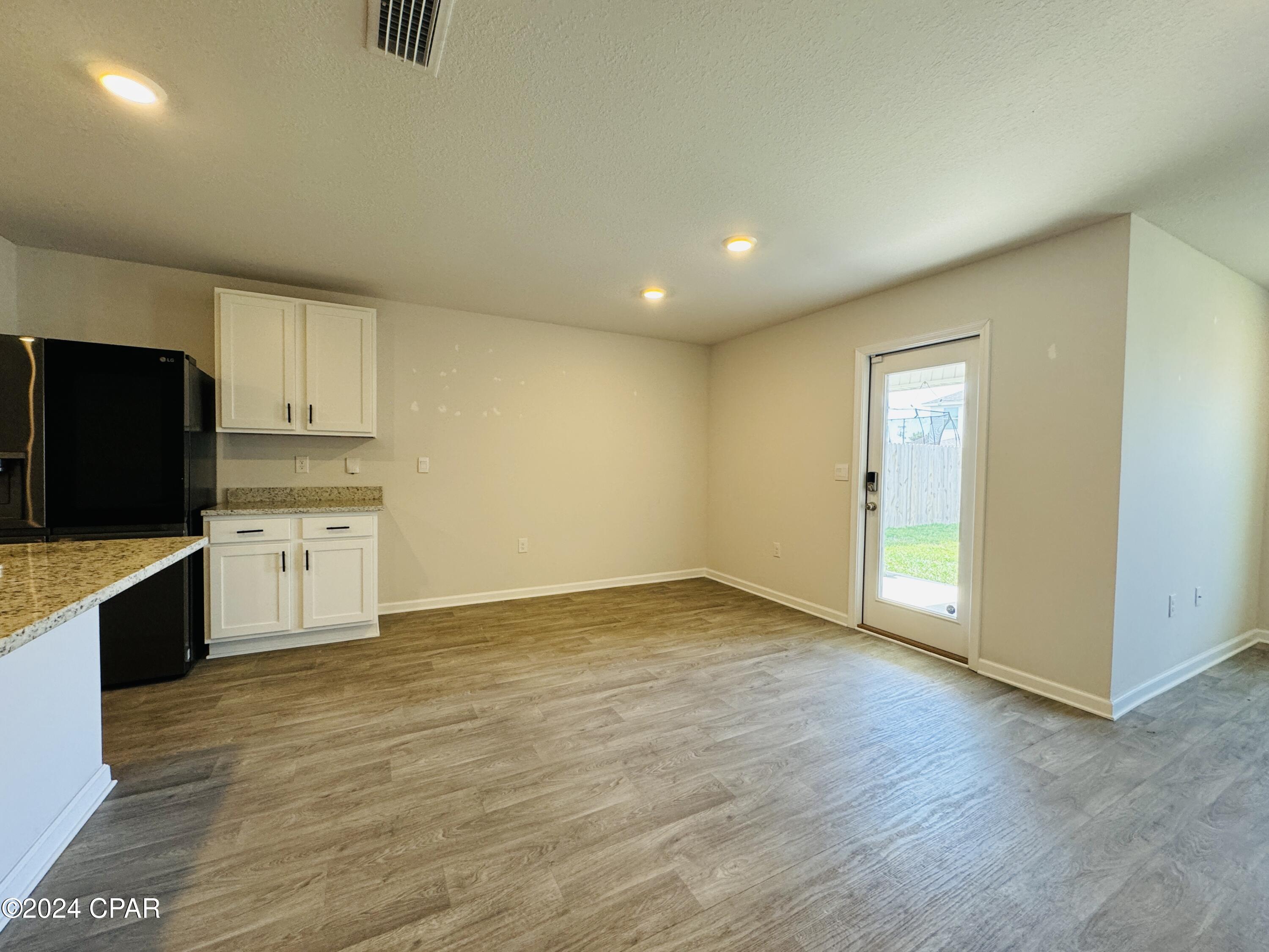 93x4kuyo8zx5y6cfei09latbojcu3z6candgtcl8wcq