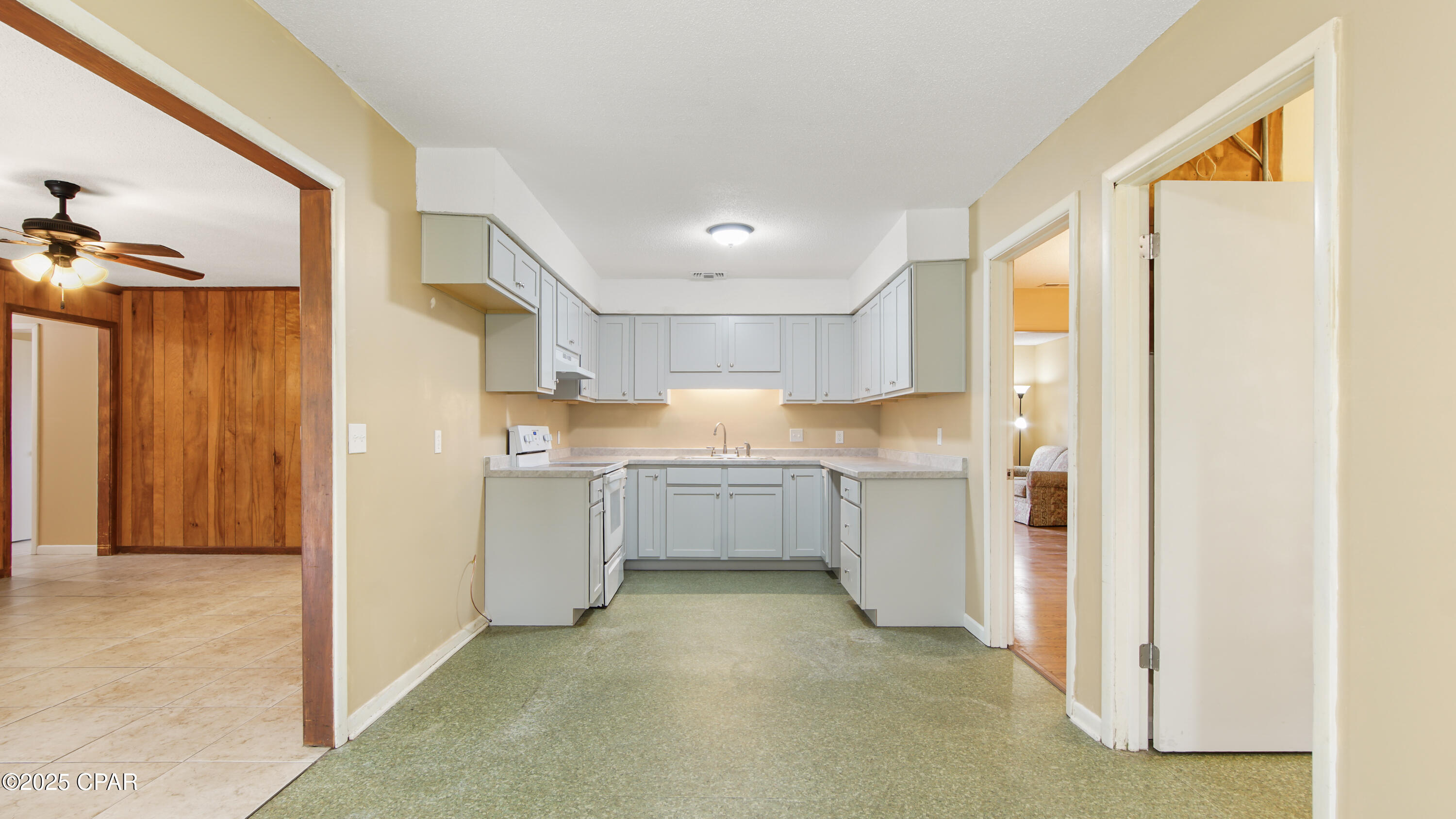 Image 13 For 7213 Hiawatha Street