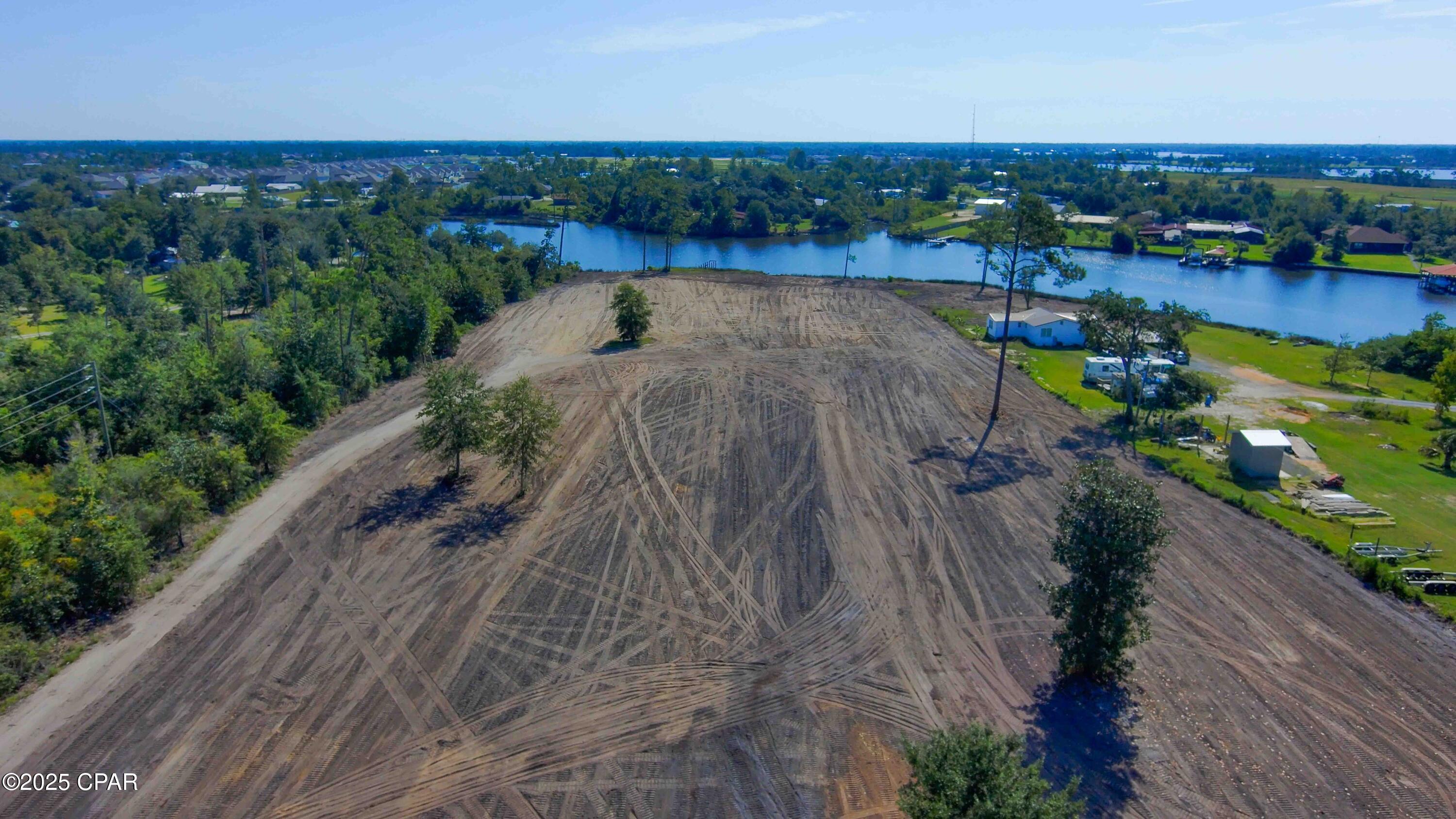 Q6otb3hyd99aamfmifnealsvftuzcdoilws4_xul50o